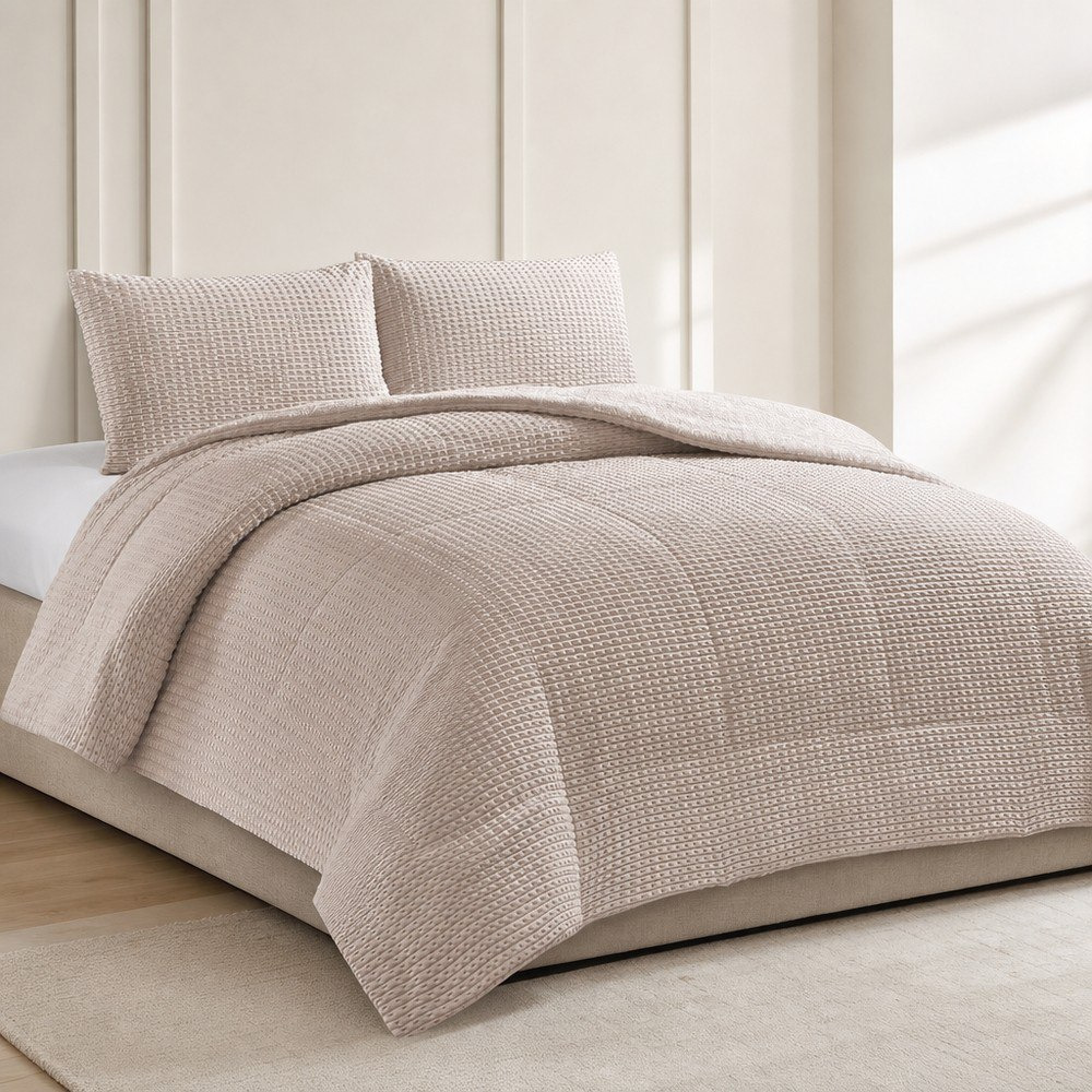 Bern Milo 3-Piece Embossed Flannel King Comforter Set - 220x240 cm-hbxhomeware-hbxbedroom-image-1