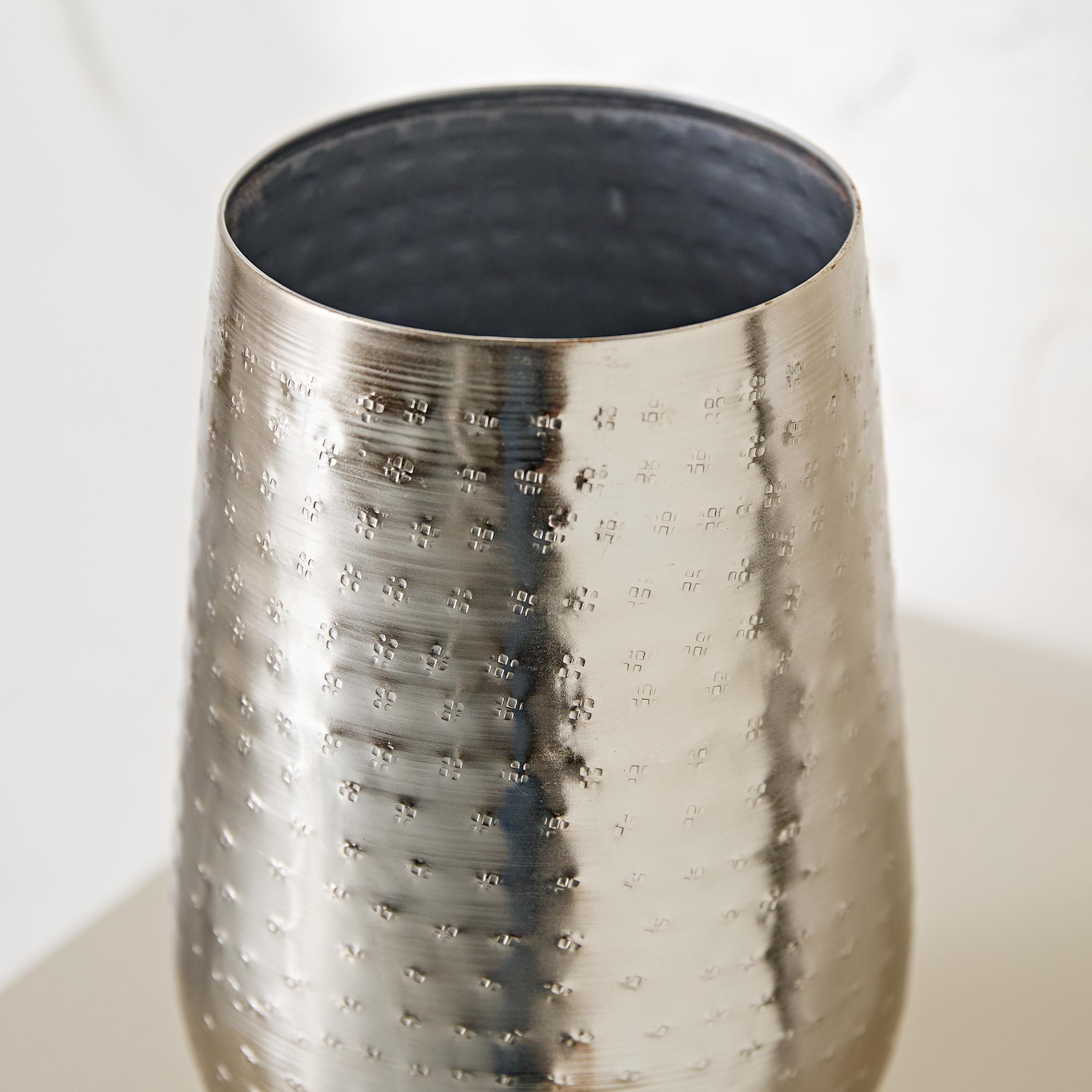 مزهرية معدن من أفيا - 15x15x23 سم-hbxbedroom-decorandaccessories-vases-image-3