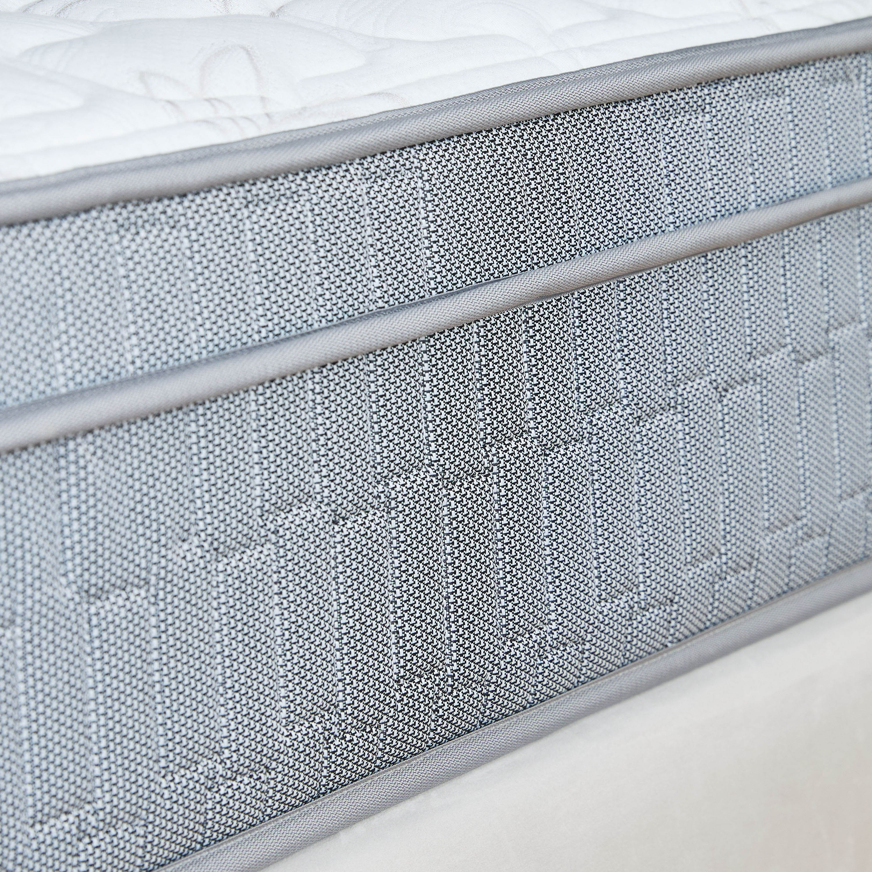 SleepLuxe iPostura High Resilience Visco Memory Foam Medium Firm Pocket Spring Mattress-140x200x26cm-hbxbedroom-mattresses-queen-image-7
