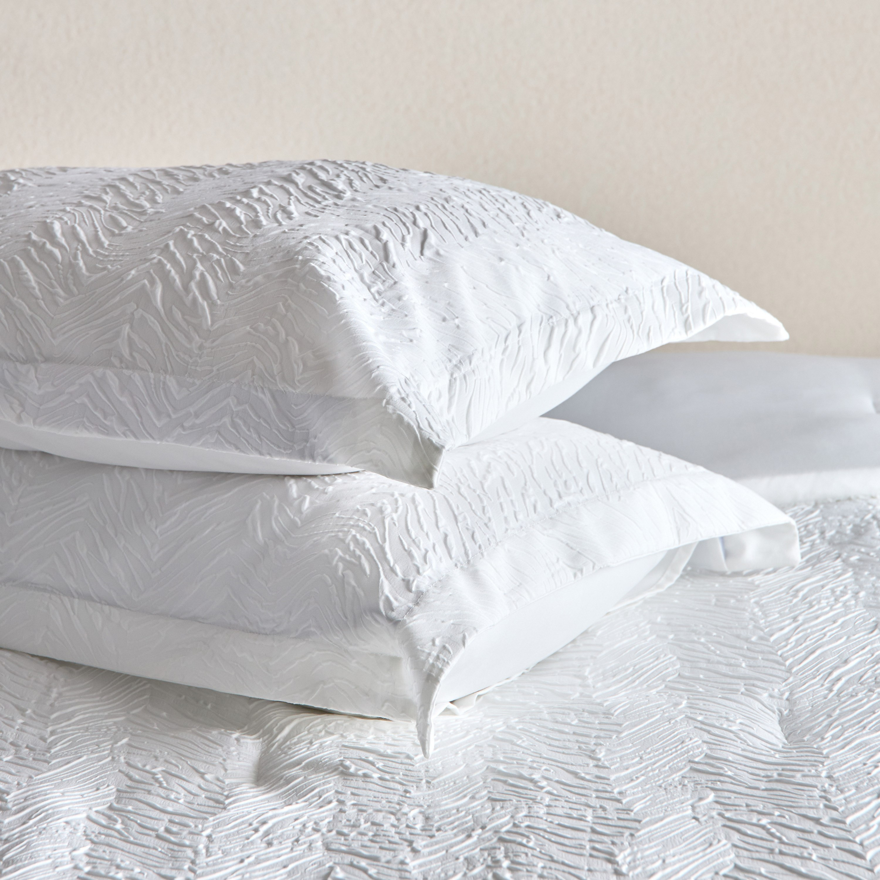 طقم لحاف كينج من الألياف الدقيقة 6 قطع من وايت بليس- 220×240 سم-hbxhomeware-hbxbedroom-image-10