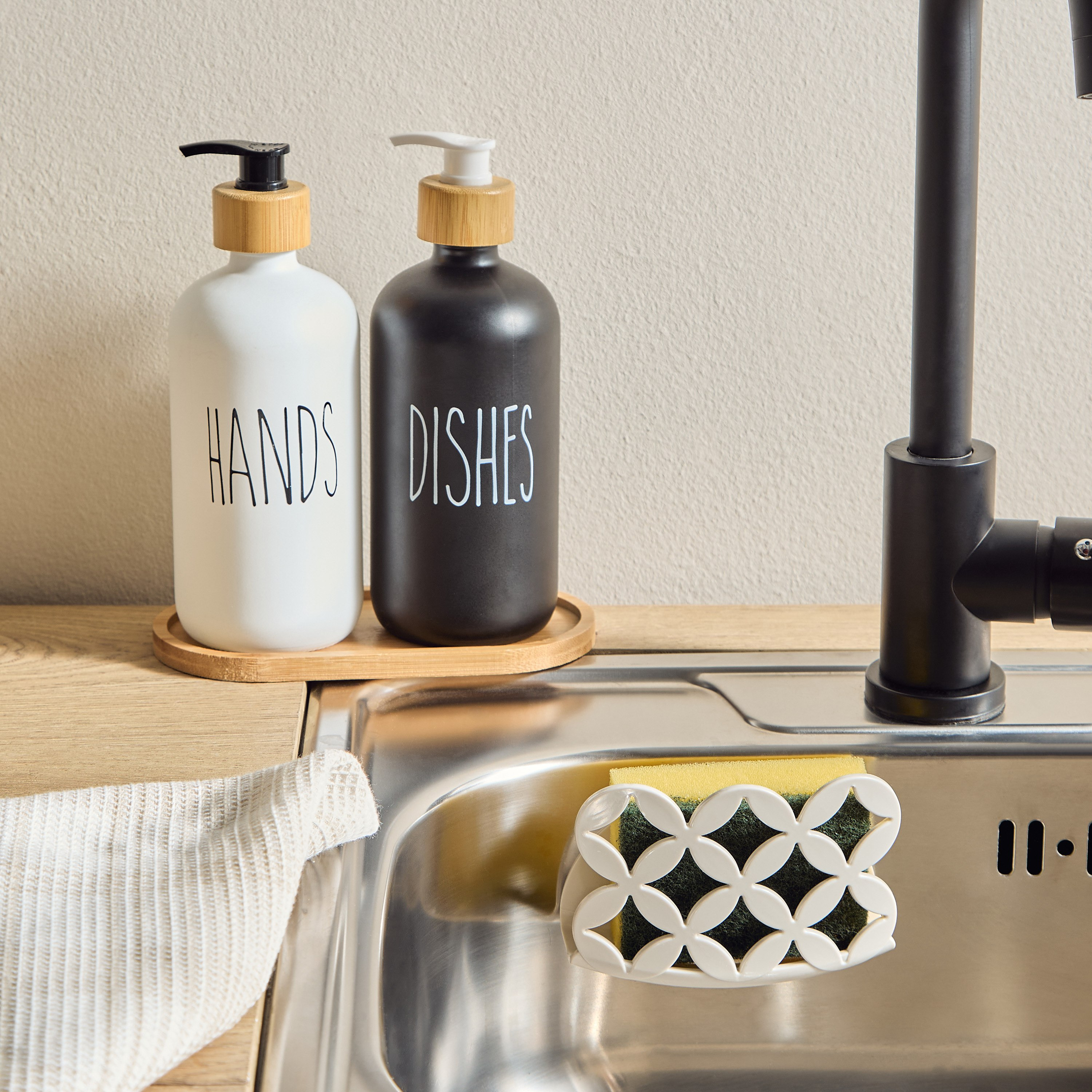 Wilton Sponge Holder-hbxkitchen-kitchenware-kitchenaccessories-image-5