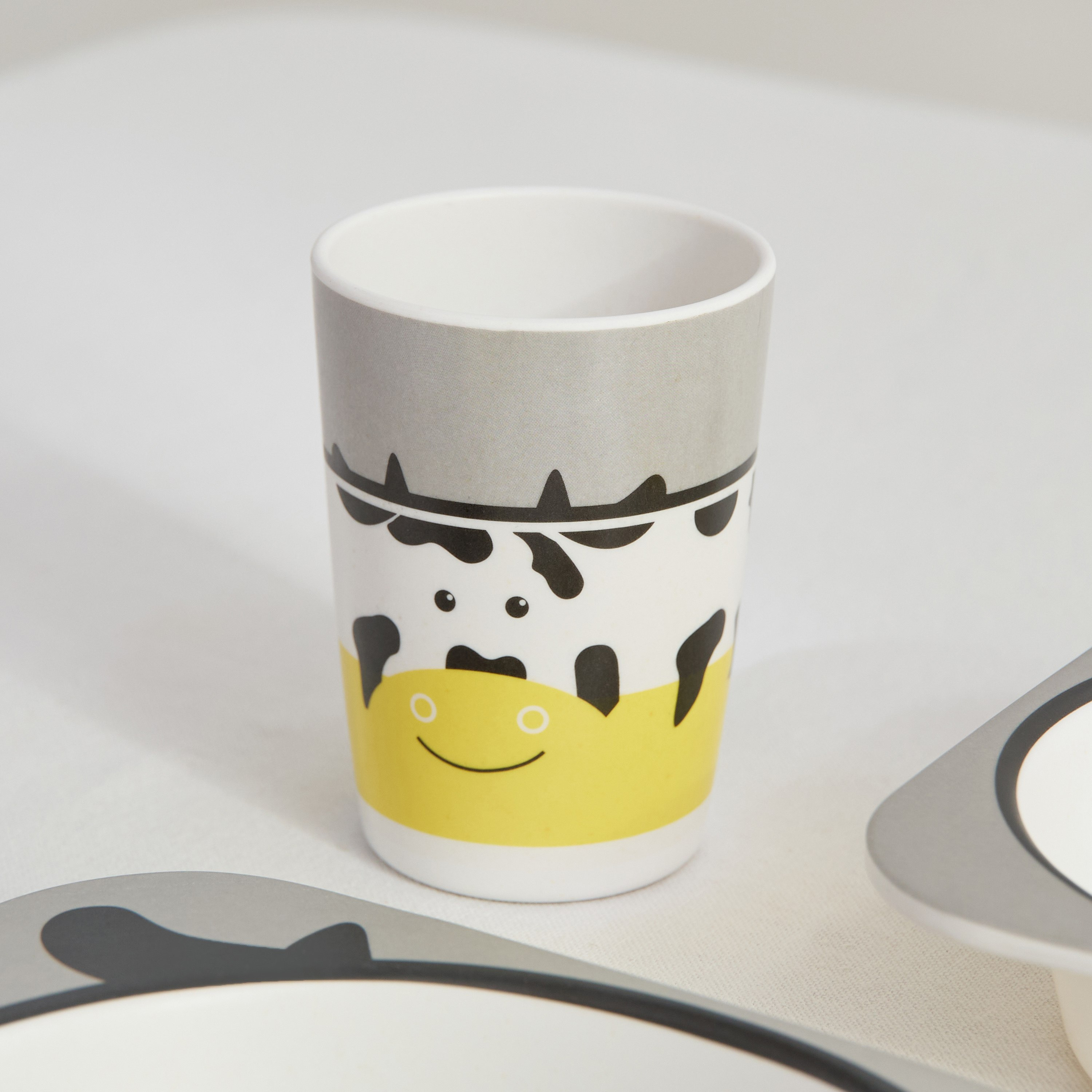طقم سفرة من الخيزران مكون من 5 قطع على شكل بقرة-hbxhomeware-hbxkidsandyouth-image-2