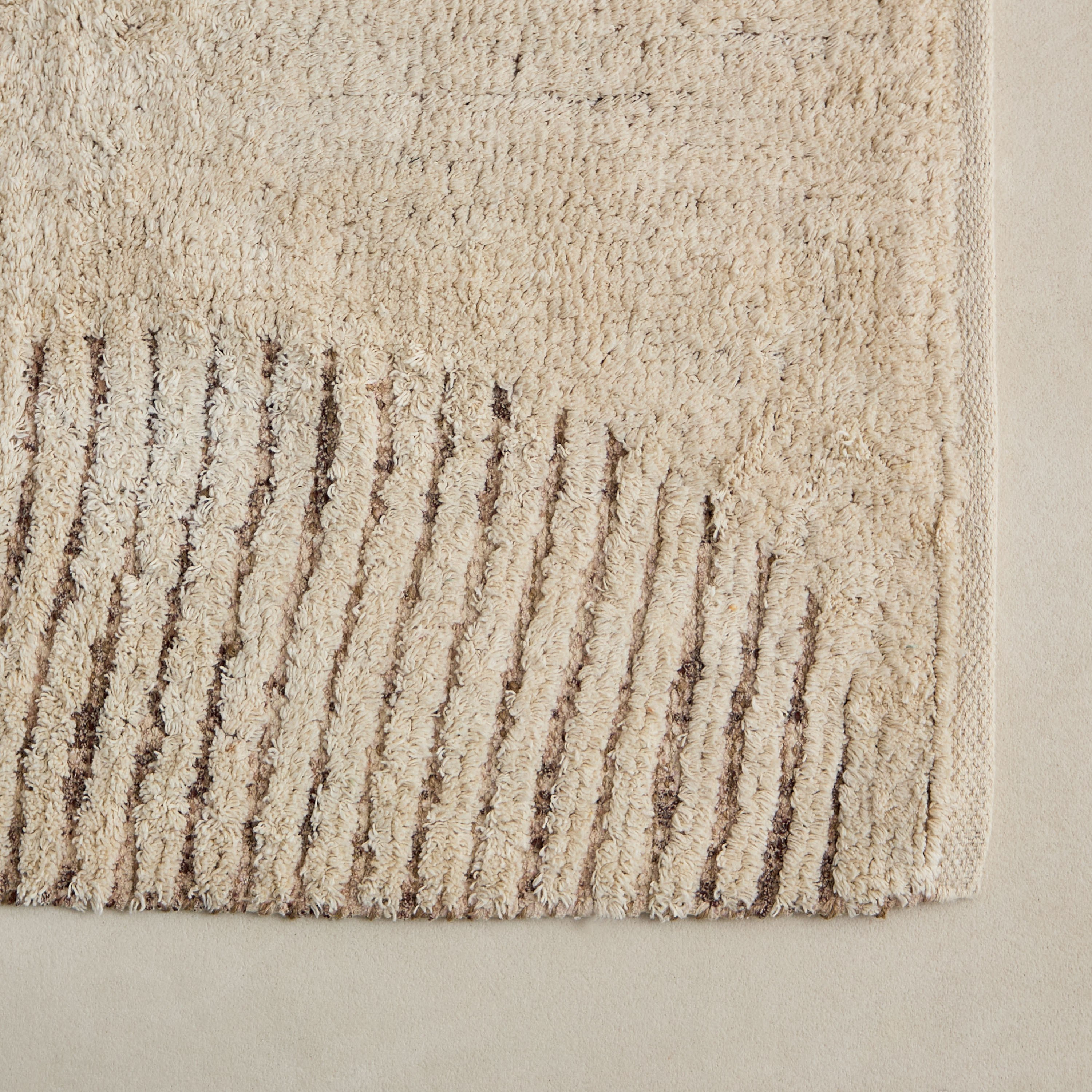 Aizel Bianca Stripe Cotton Dhurrie - 60x90 cm-hbxdecorandfurnishings-floorcoverings-rugs-image-3
