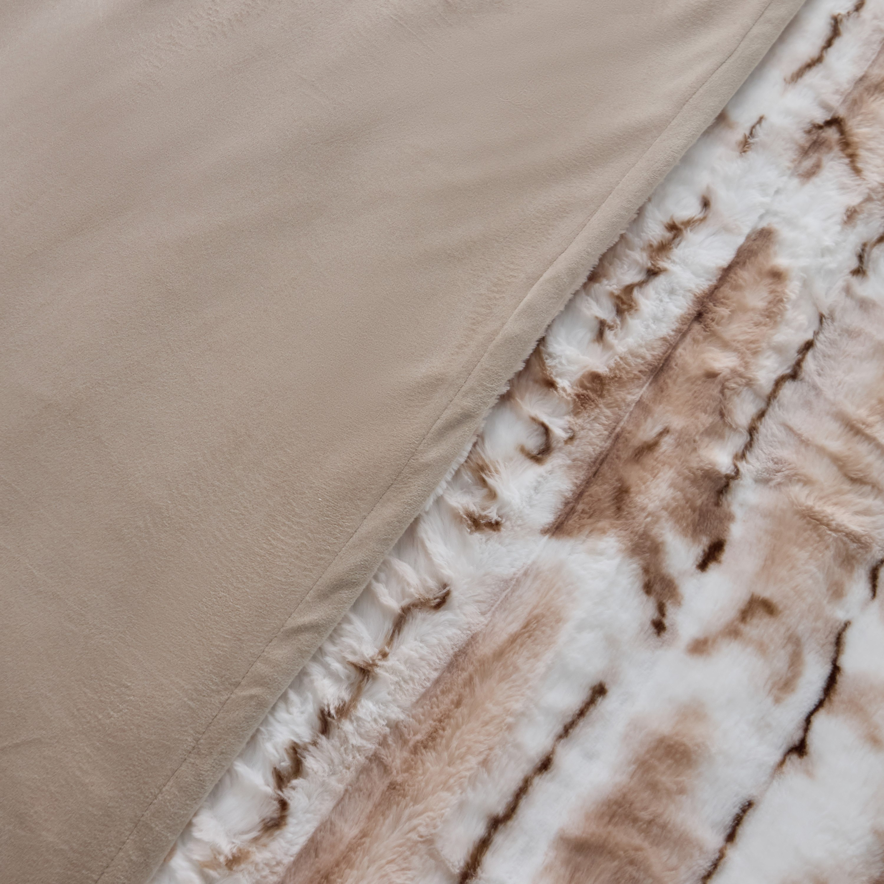 بطانية توين من فرو الأرانب بطبعات من فورلو - 150×220 سم-hbxhomeware-hbxbedroom-image-3