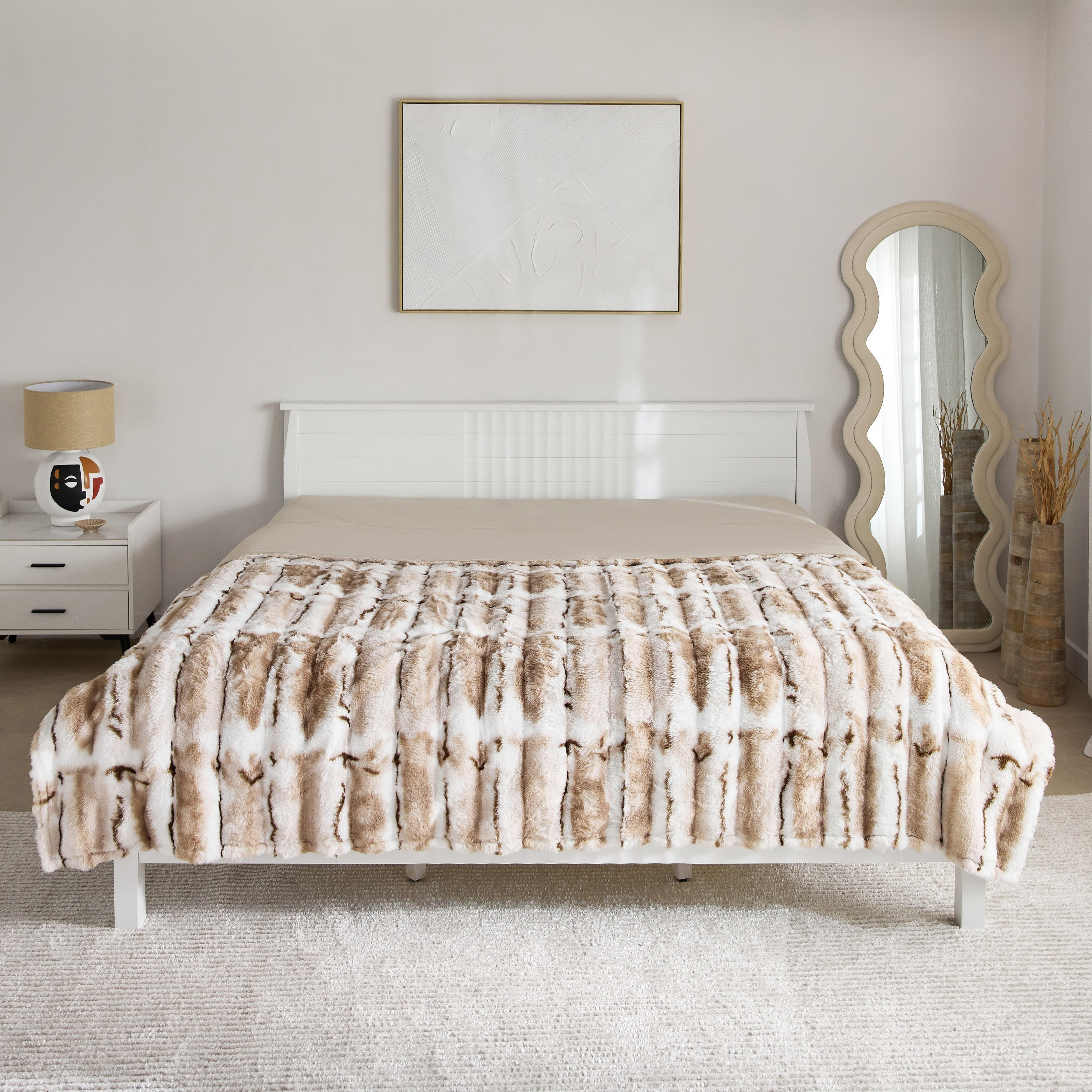 بطانية مزدوجة من فرو الأرانب بطبعات مقصوصة من فورلو- 220x240 سم-hbxhomeware-hbxbedroom-image-2