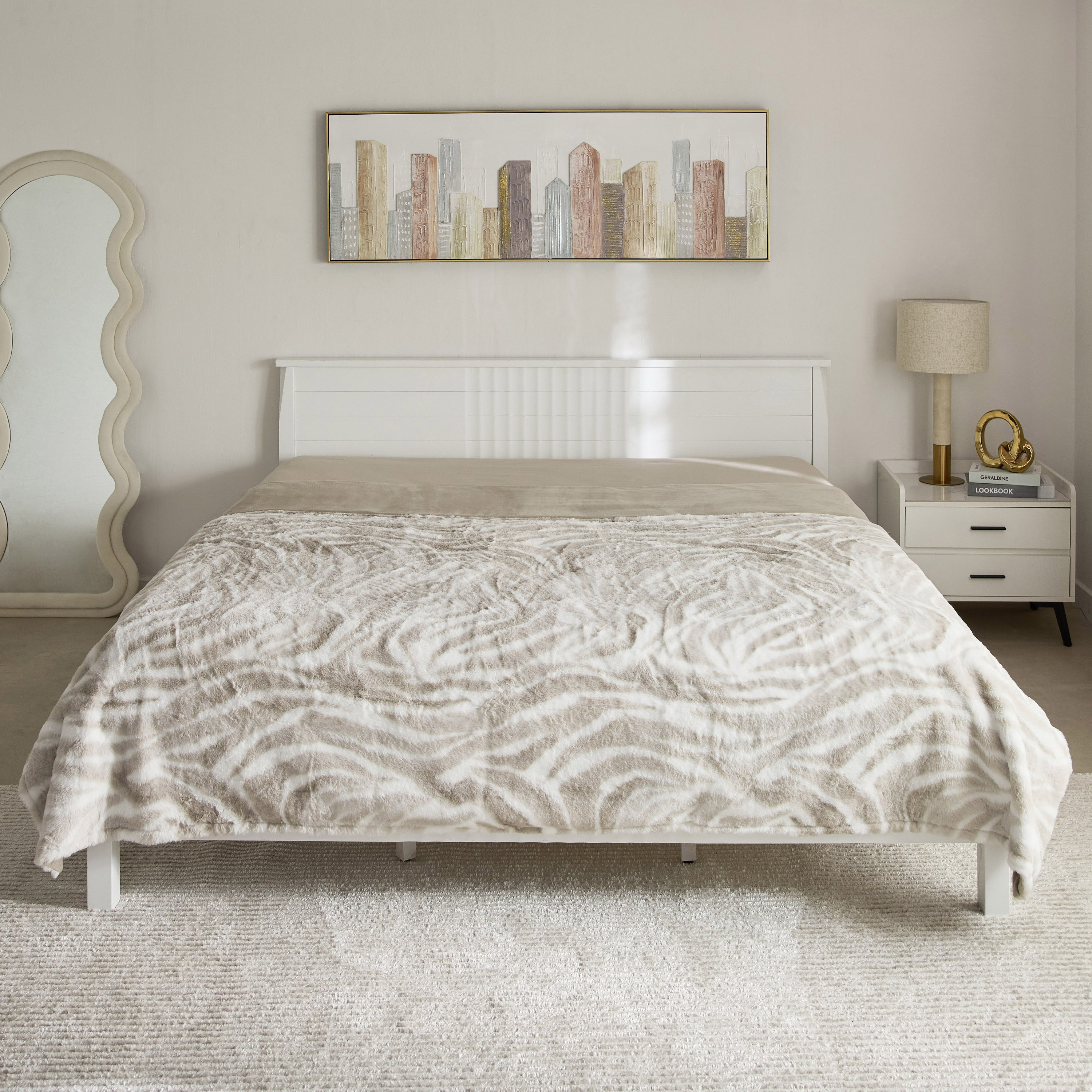 بطانية كينج مزدوجة الطبقات من فرو الأرنب بطبعات من راين - 220×240 سم-hbxhomeware-hbxbedroom-image-2