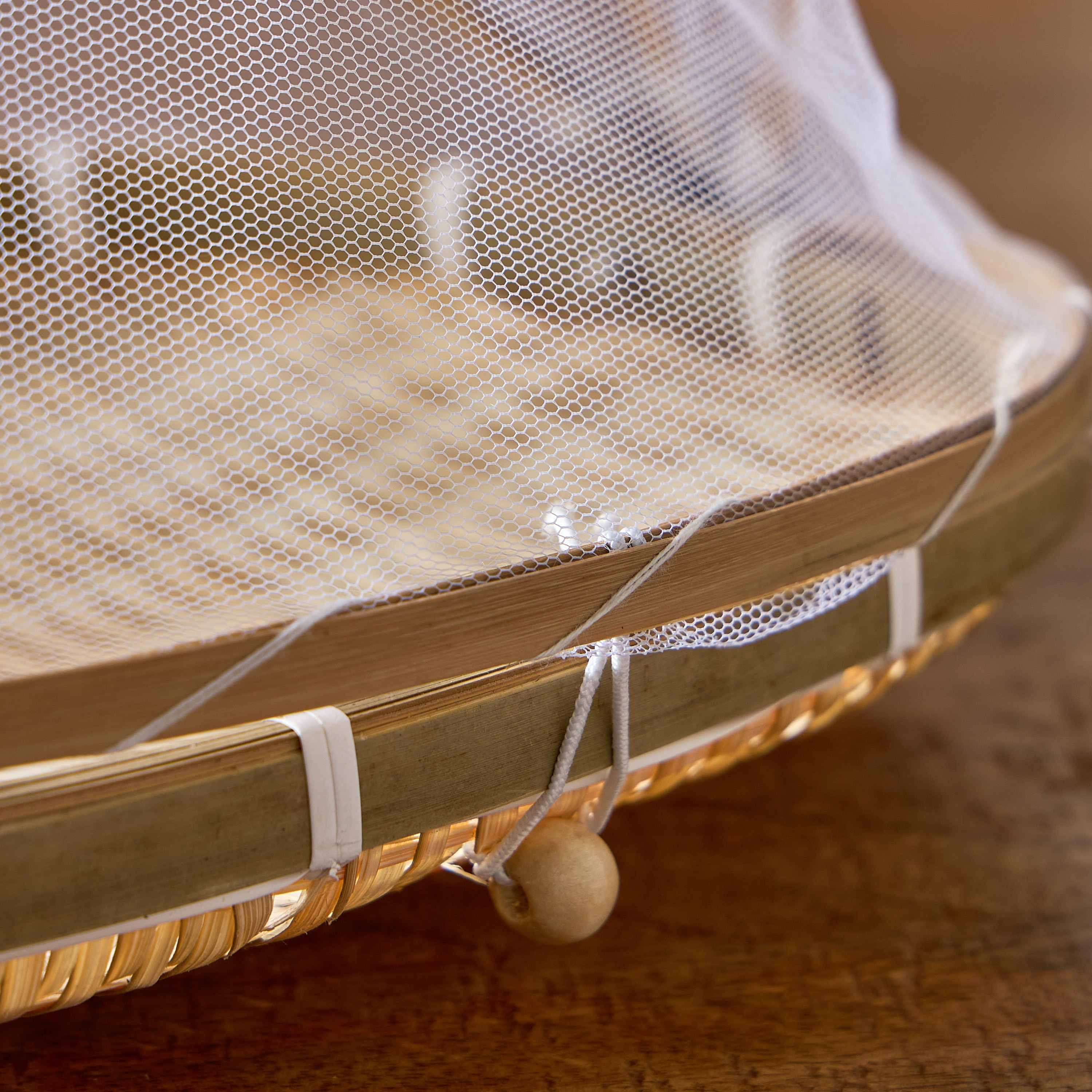 Belmonte Natural Bamboo Basket with Fly Cover - 28x28x19 cm-hbxkitchen-kitchenware-kitchenaccessories-image-5