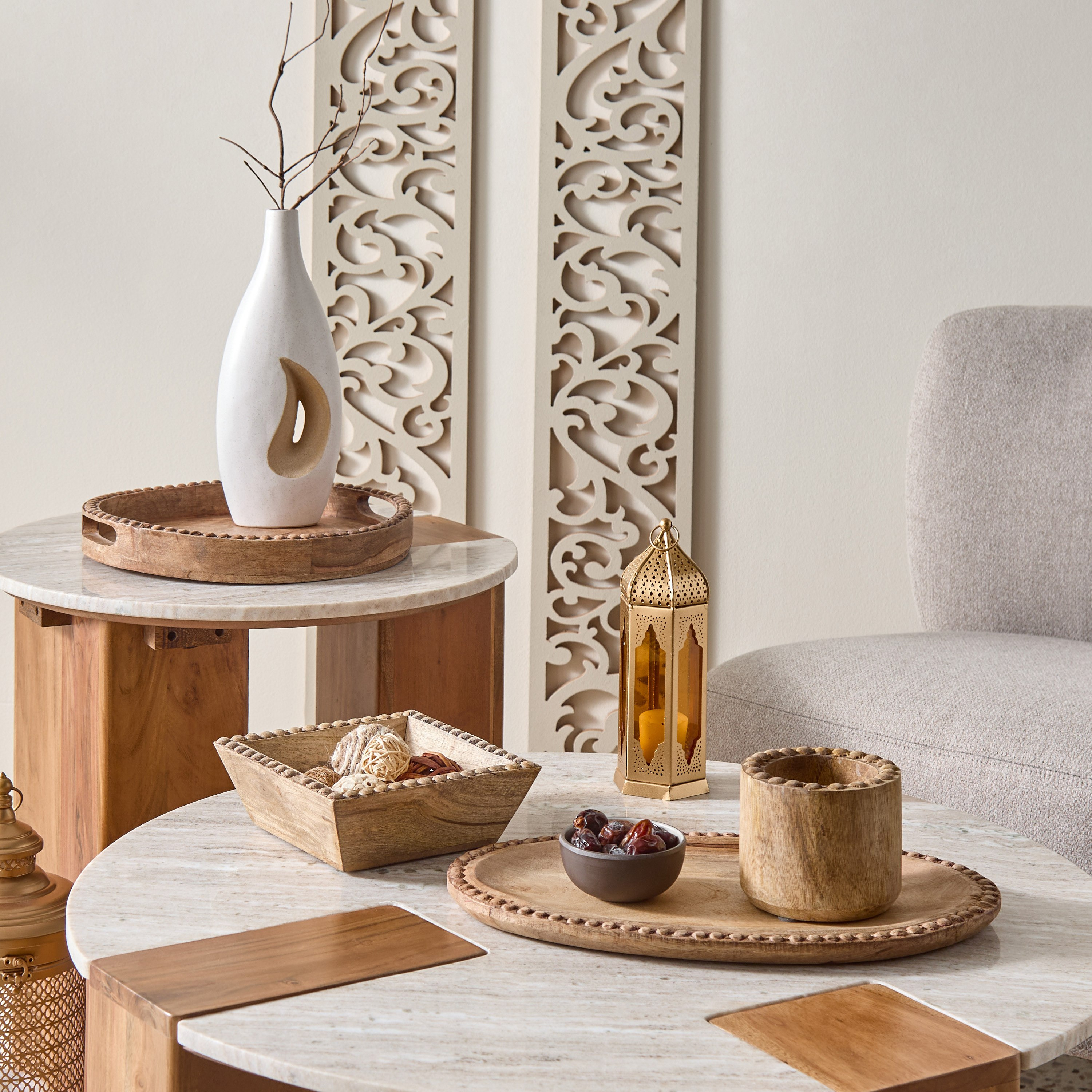 صينية خشبية مستديرة مطرزة من وينز - 34x24x4.5 سم-hbxhomeware-hbxdecorandfurnishings-image-4