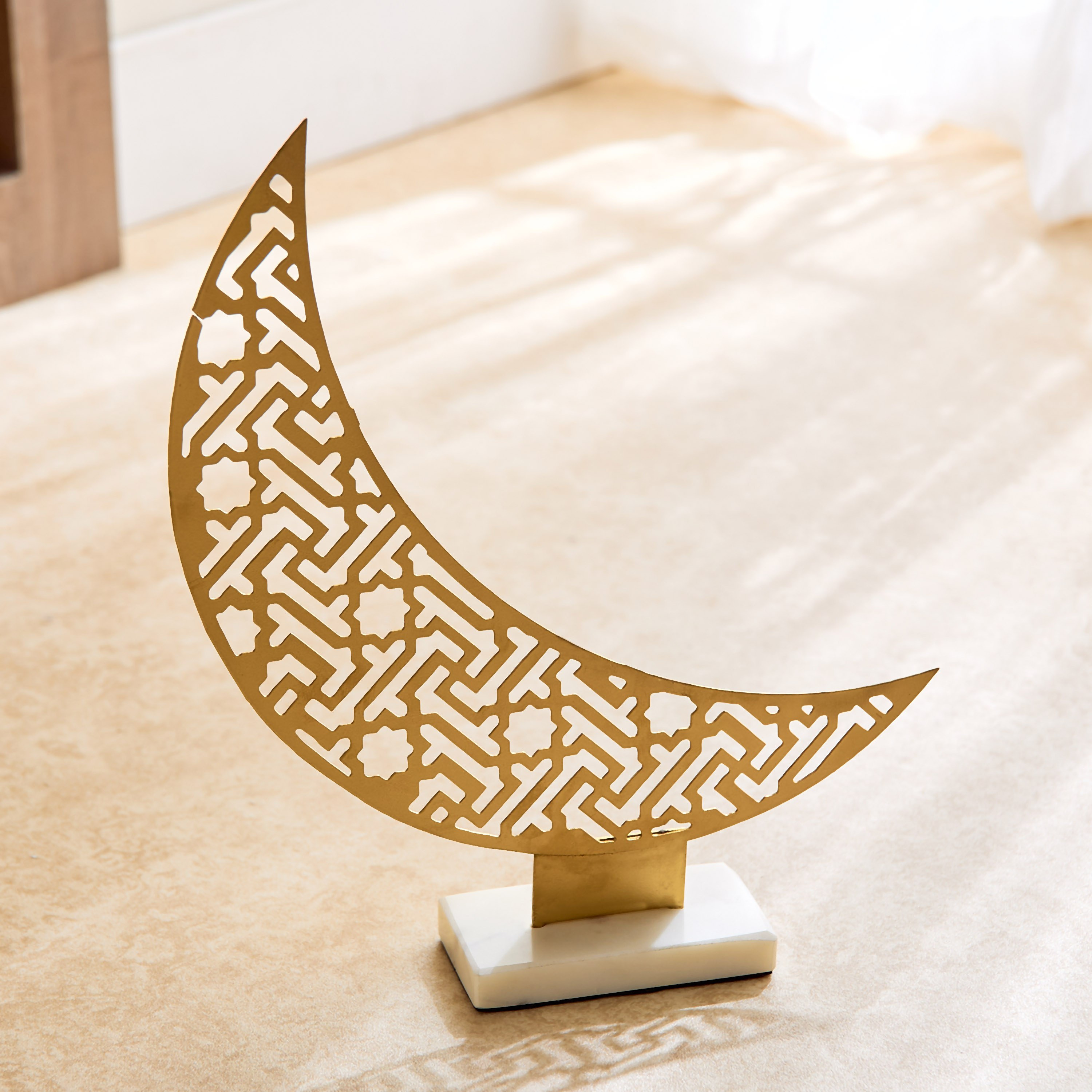 تمثال هلال ميتاليك مع قاعدة رخام ميراج من سكايلاين - 10x30 سم-hbxhomeware-homedecor-figurinesandornaments-image-1