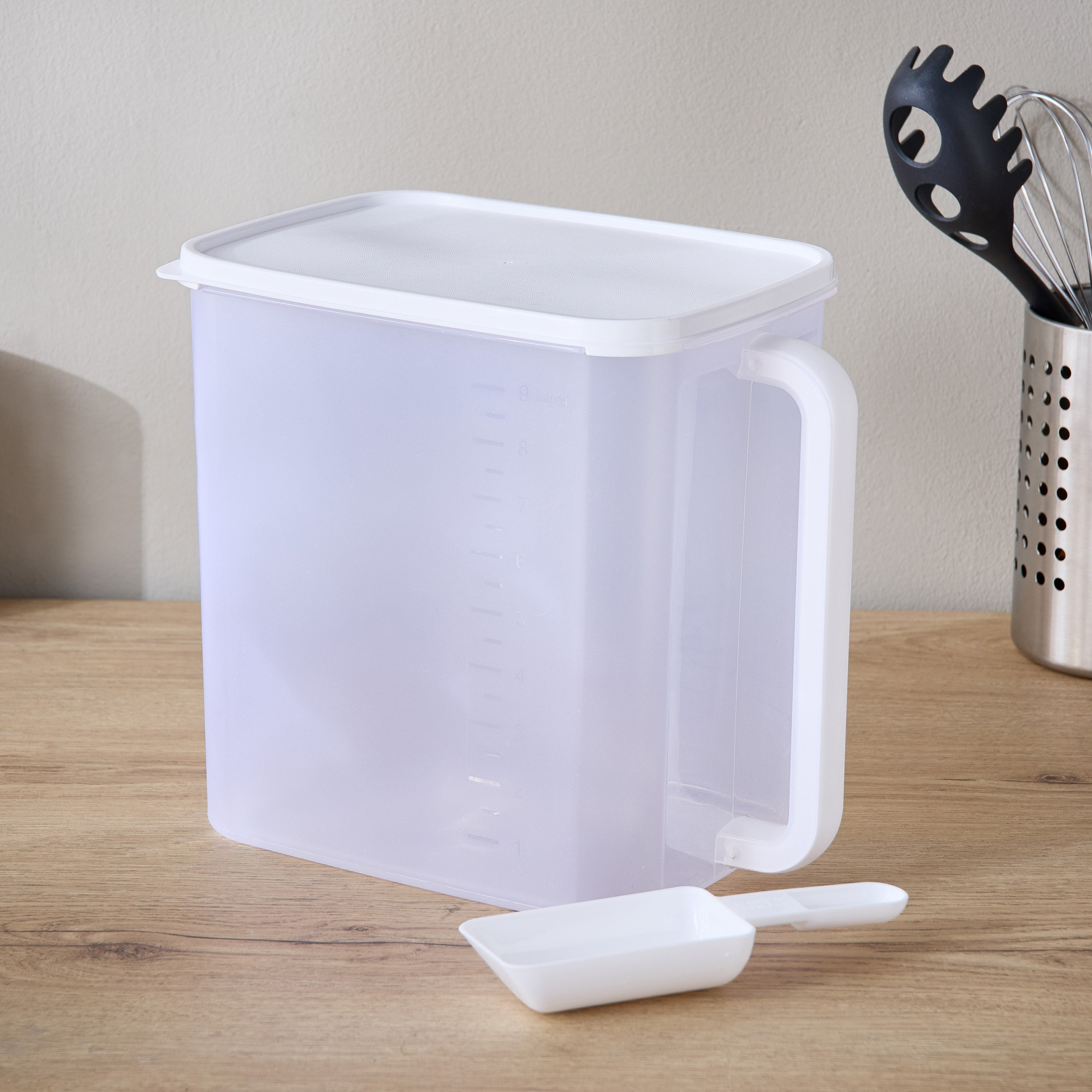 حافظة طعام بمقبض ومغرفة من سبكترا - 9 لتر-hbxhomeware-hbxkitchen-image-2