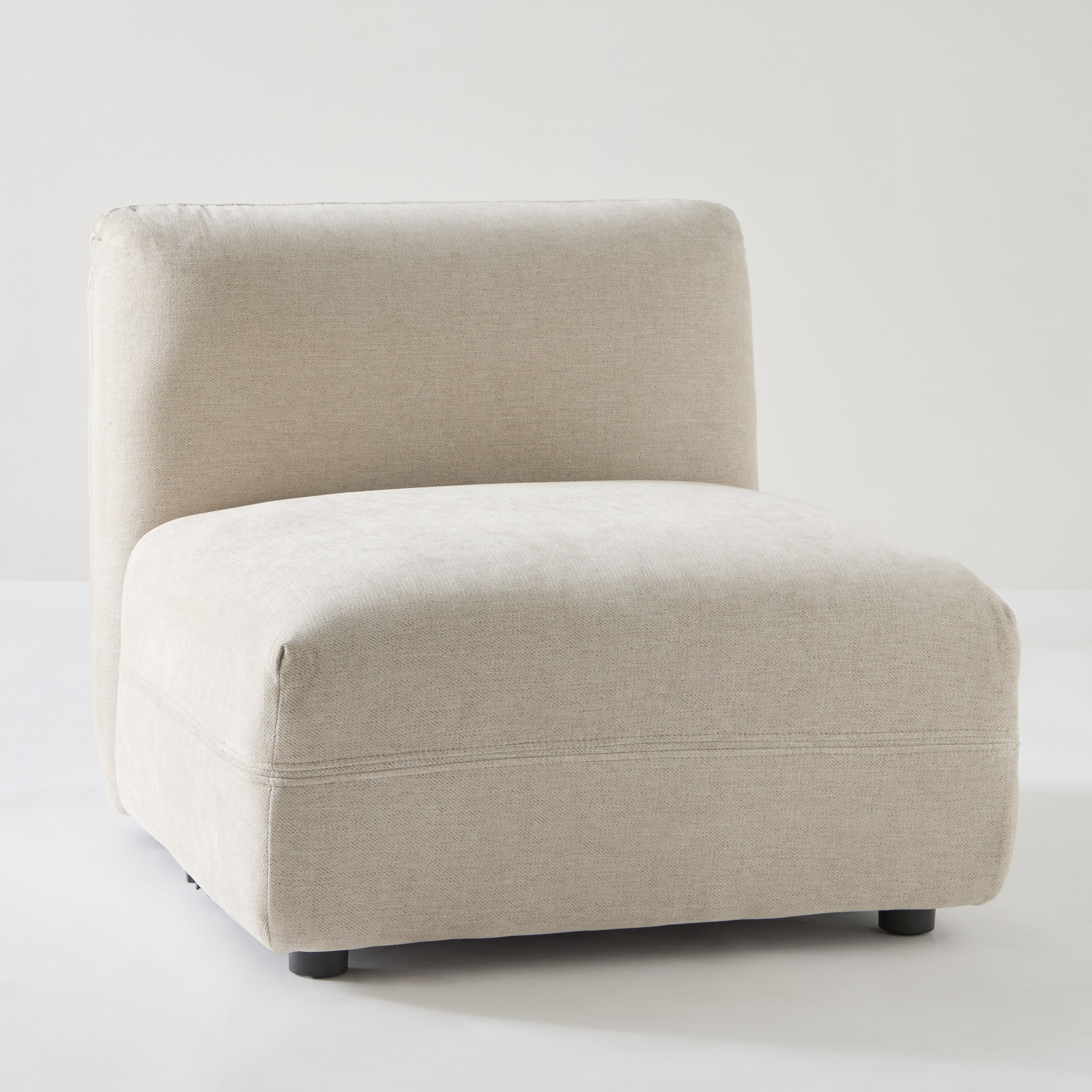 كرسي قماش دون مساند ذراعين من فيجو-hbxlivingroom-sofasandarmchairs-modularsofas-image-11