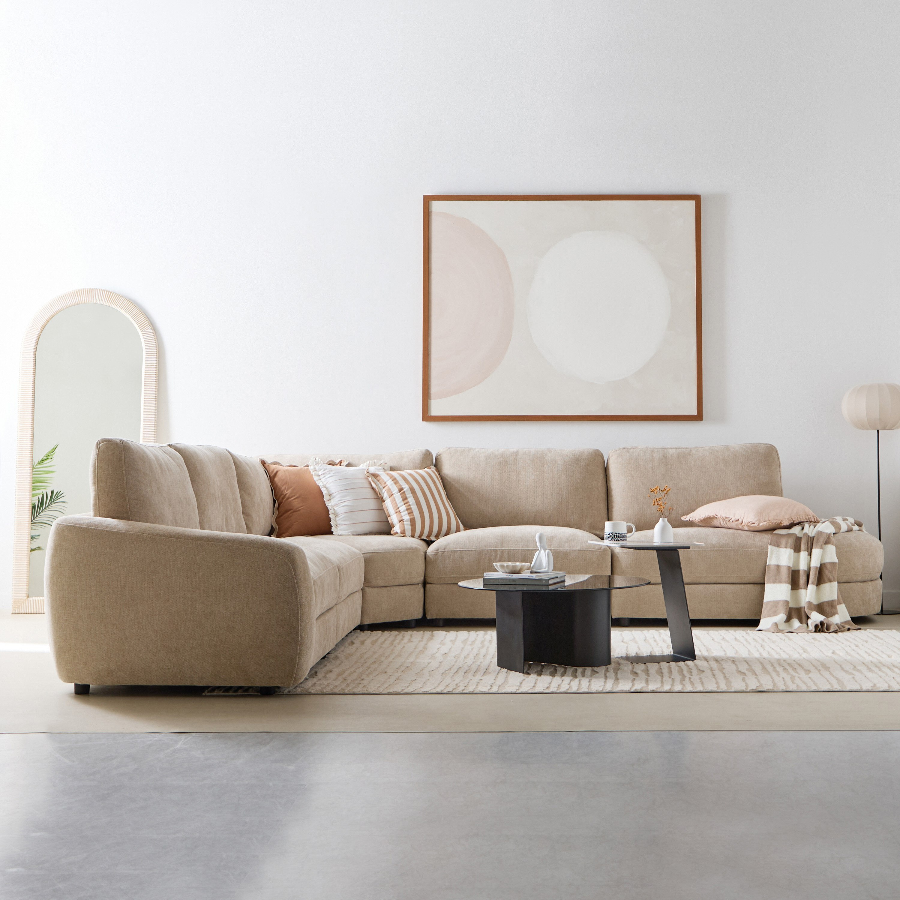 كرسي بذراع أيسر قماش من بالينسيا-hbxlivingroom-sofasandarmchairs-modularsofas-image-9