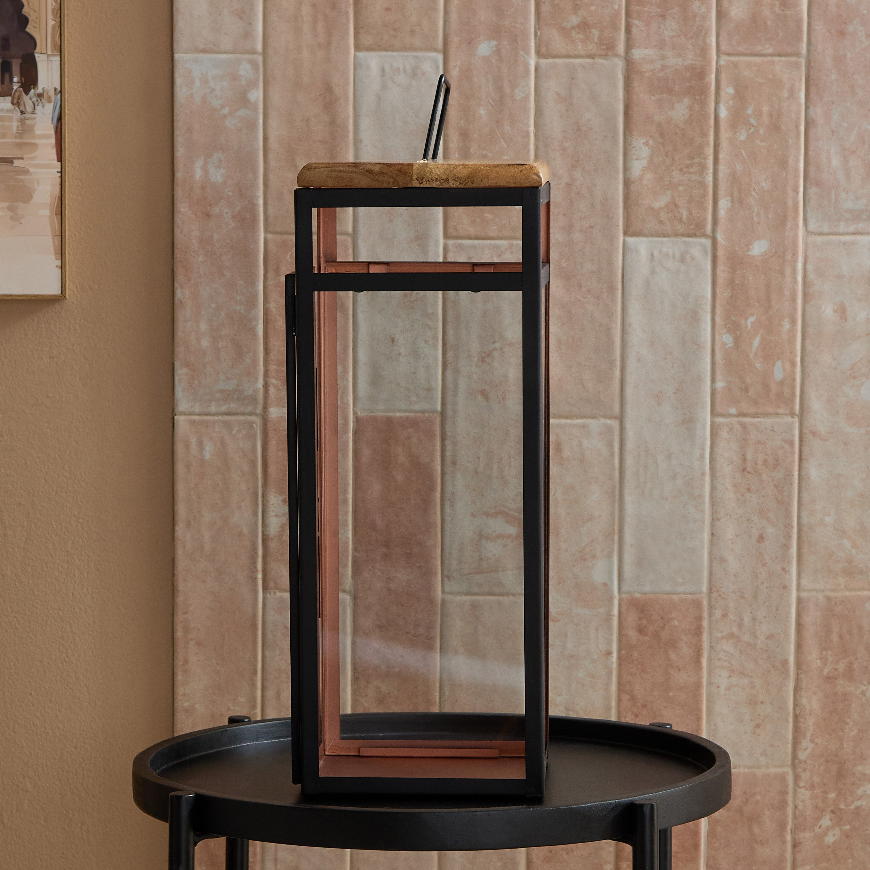 فانوس عصري بتشطيب ميتال وغطاء من الخشب الطبيعي من برومبتون - 18x18x48 سم-hbxdecorandfurnishings-homeaccessories-lanterns-image-2