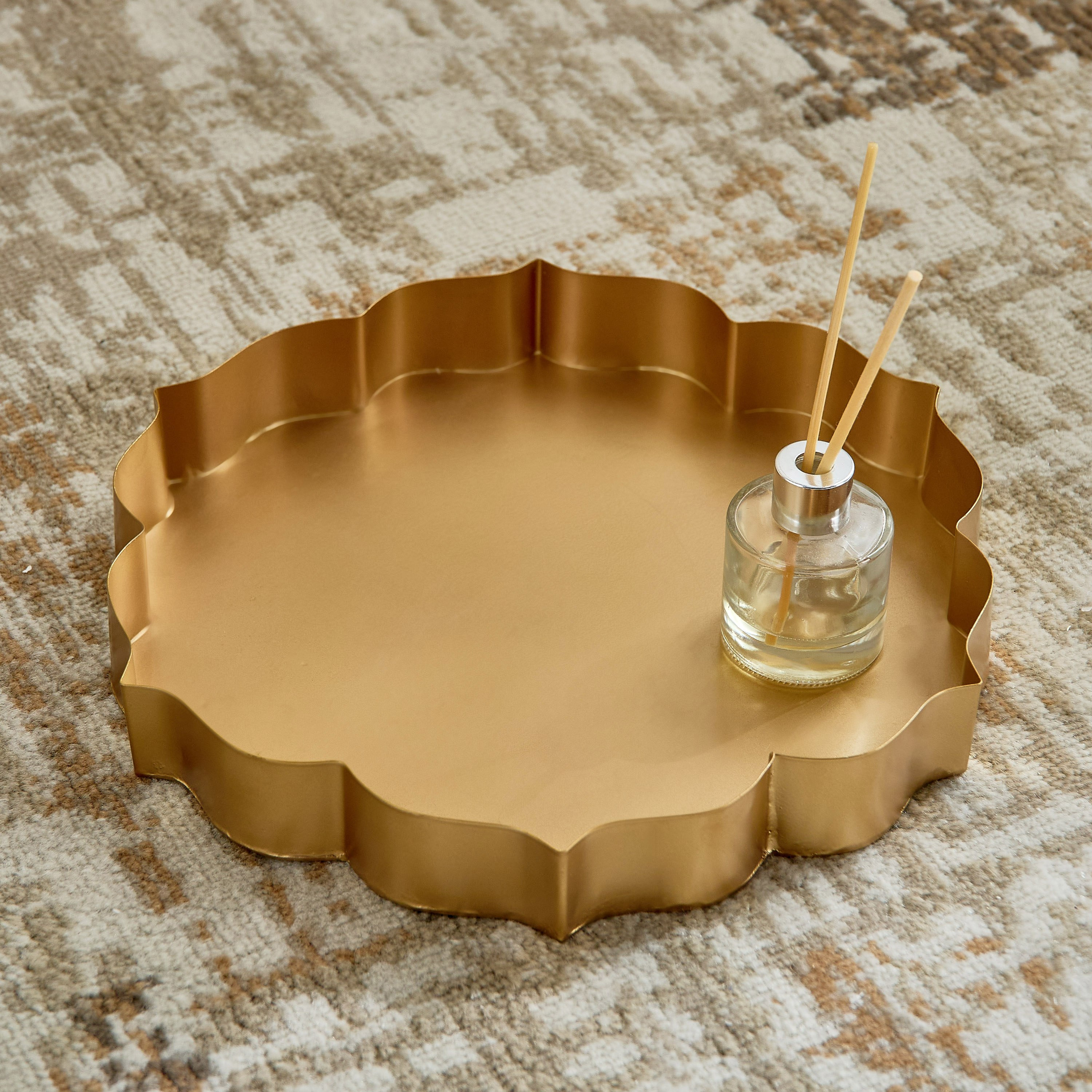 Isaba Metal Decorative Tray - 30x30x4 cm-PROMO_HB_AE_B1G1_250925-image-1