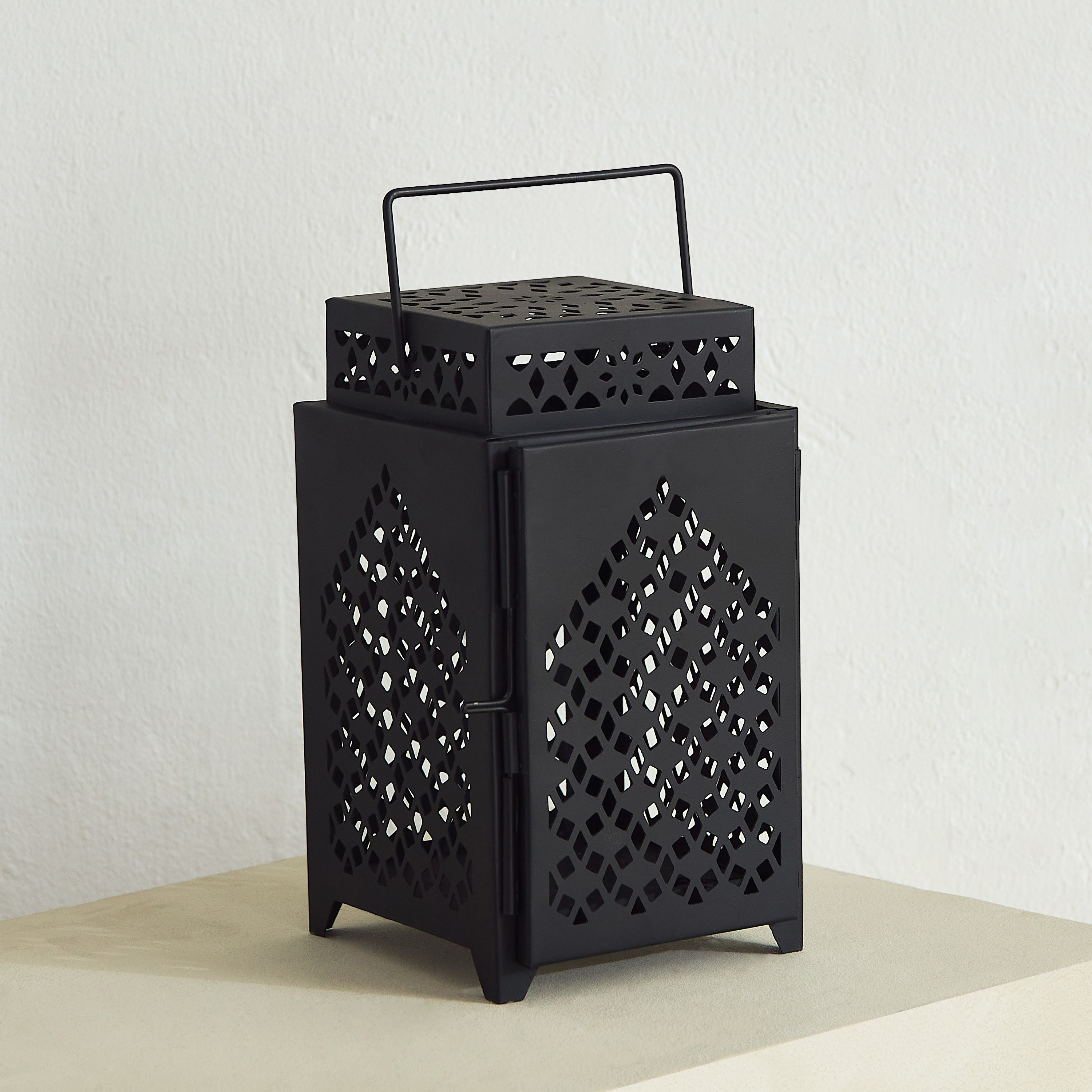 Isaba Metal Cutwork Small Lantern - 10x11x18 cm-hbxdecorandfurnishings-homeaccessories-lanterns-image-1
