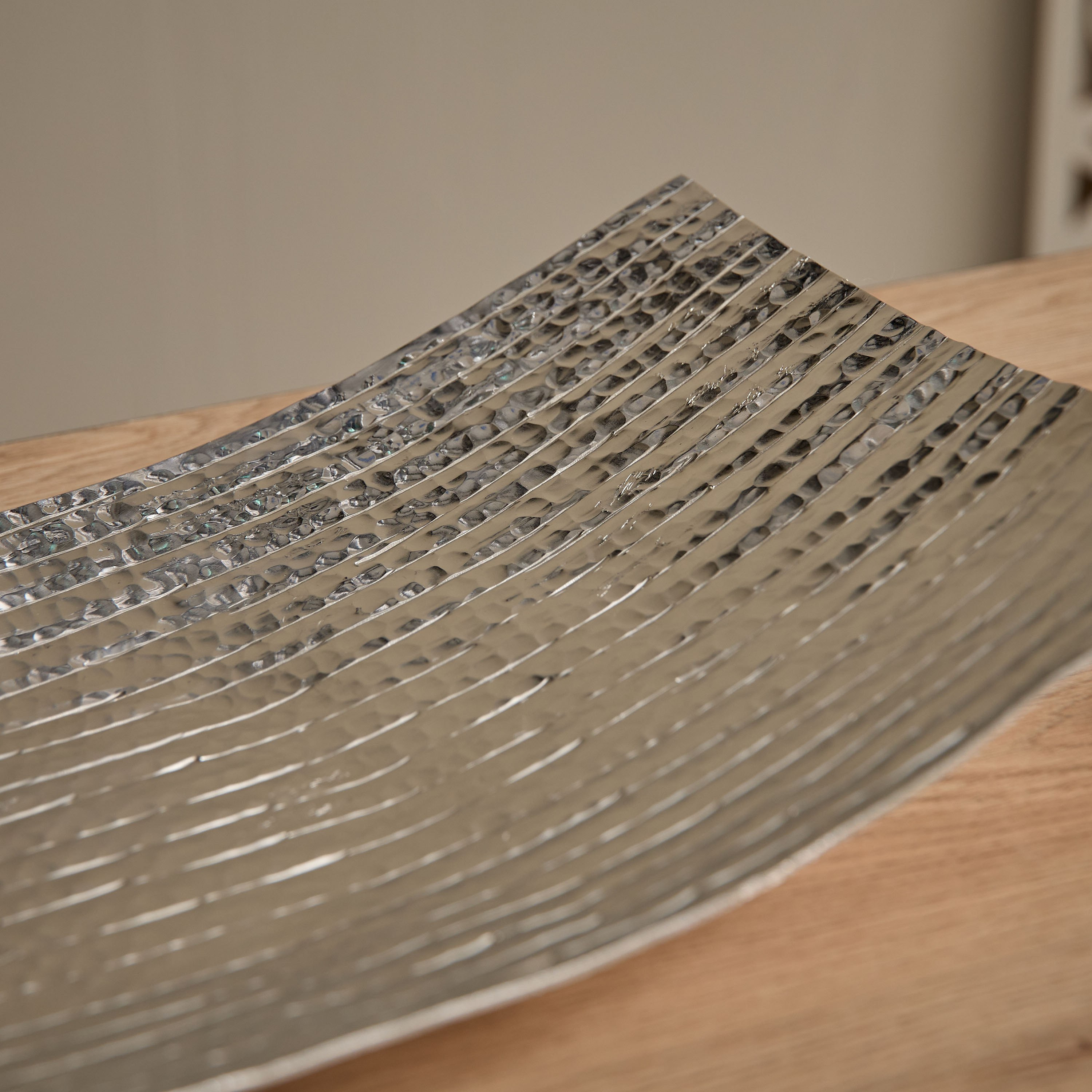 وعاء مستطيل مضلع لامع ألومنيوم من أوسي - 43 × 23 × 7.5 سم-hbxdecorandfurnishings-homeaccessories-bowls-image-3