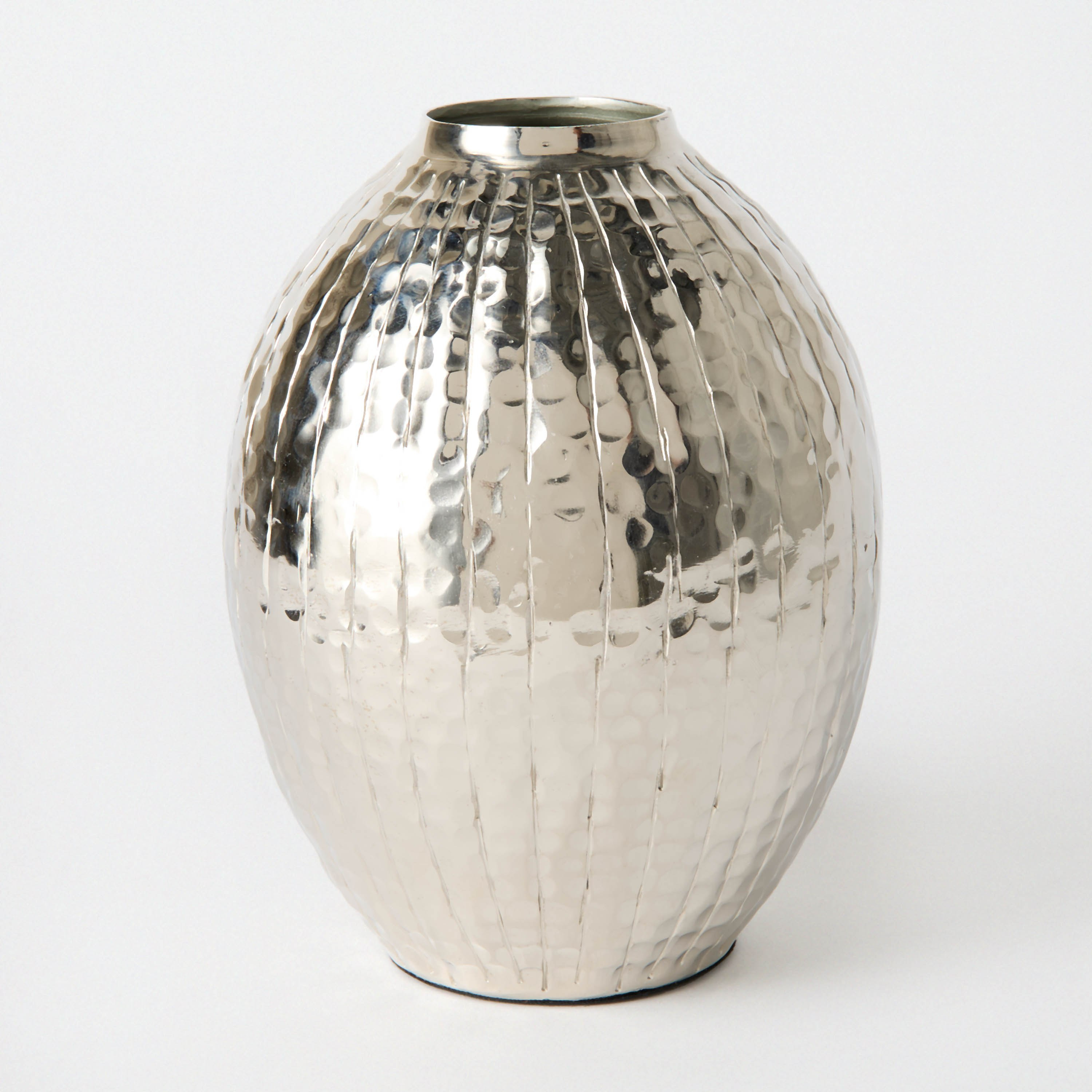 مزهرية مغزلية ألومنيوم مضلعة لامعة من أريزونا - 15.5 × 15.5 × 19 سم-hbxbedroom-decorandaccessories-vases-image-5