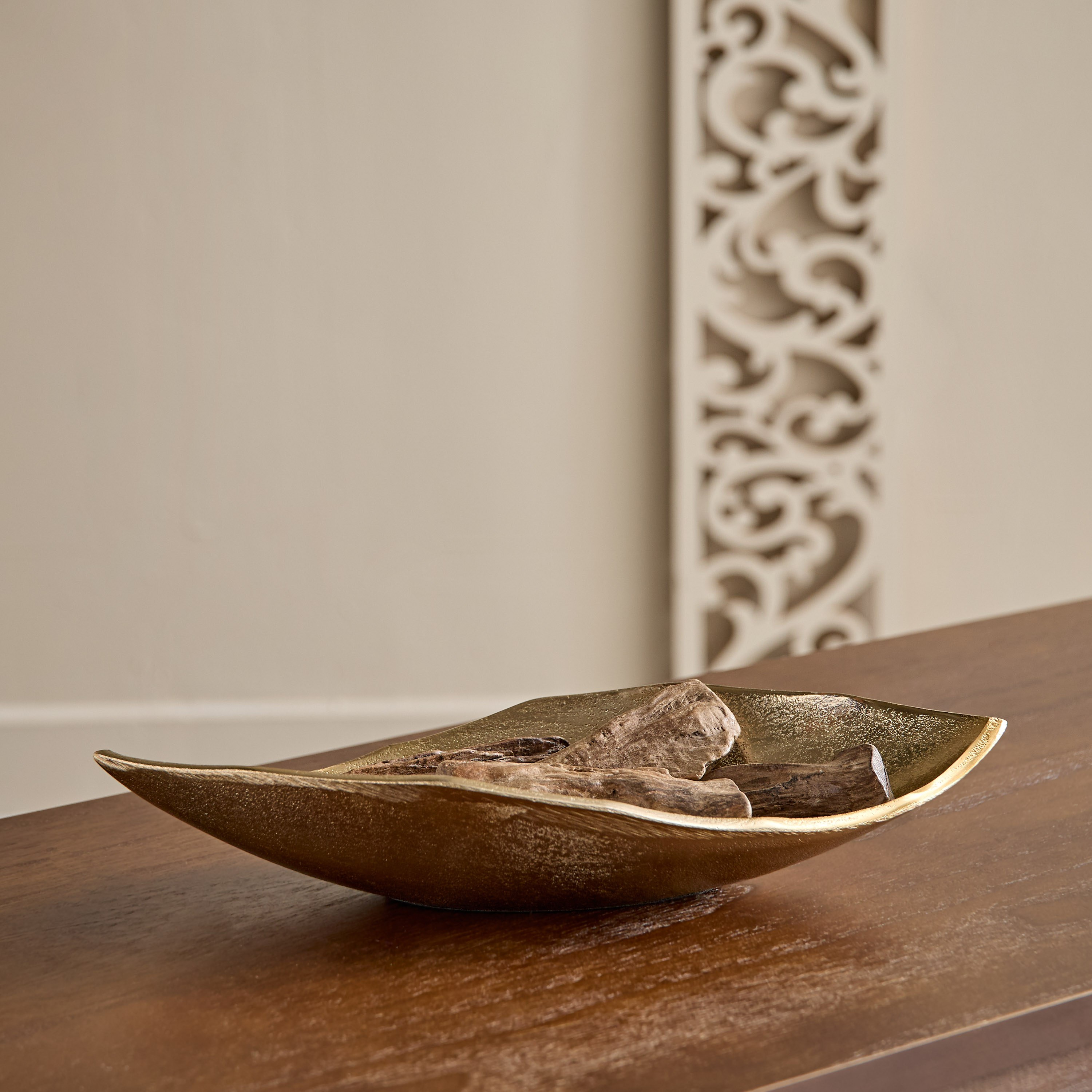 Arizona Aluminium Twisty Bowl - 33x12.5x5.7 cm-hbxdecorandfurnishings-homeaccessories-bowls-image-1