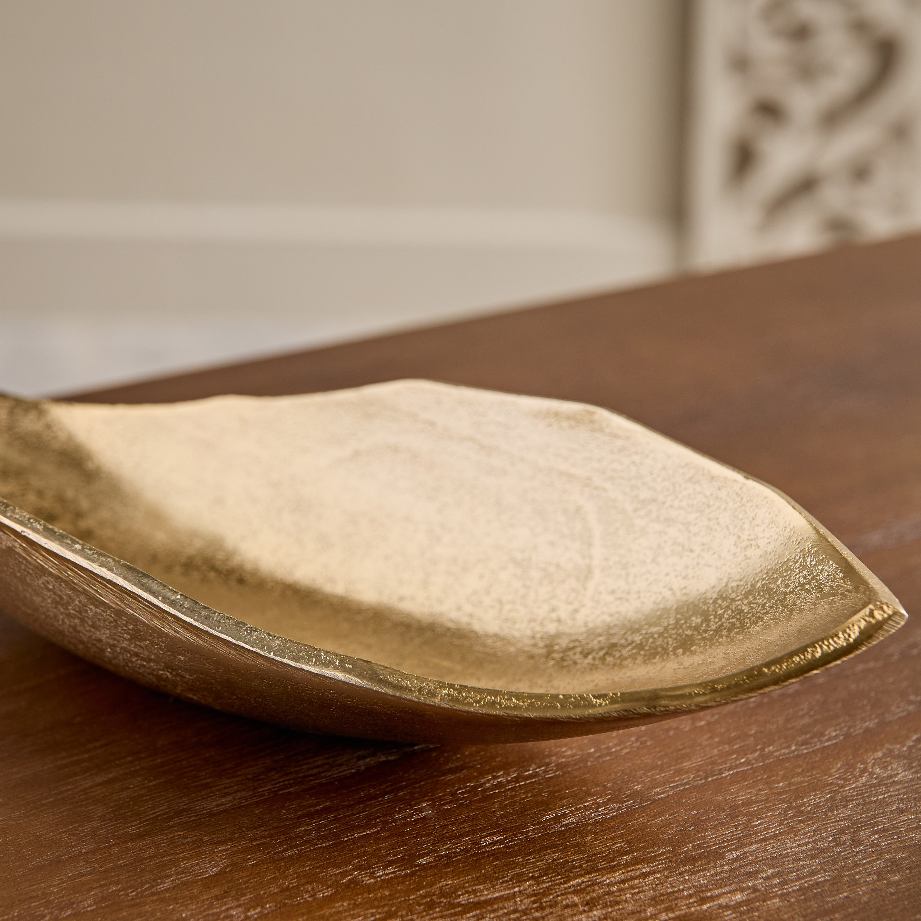 Arizona Aluminium Twisty Bowl - 33x12.5x5.7 cm-hbxdecorandfurnishings-homeaccessories-bowls-image-3