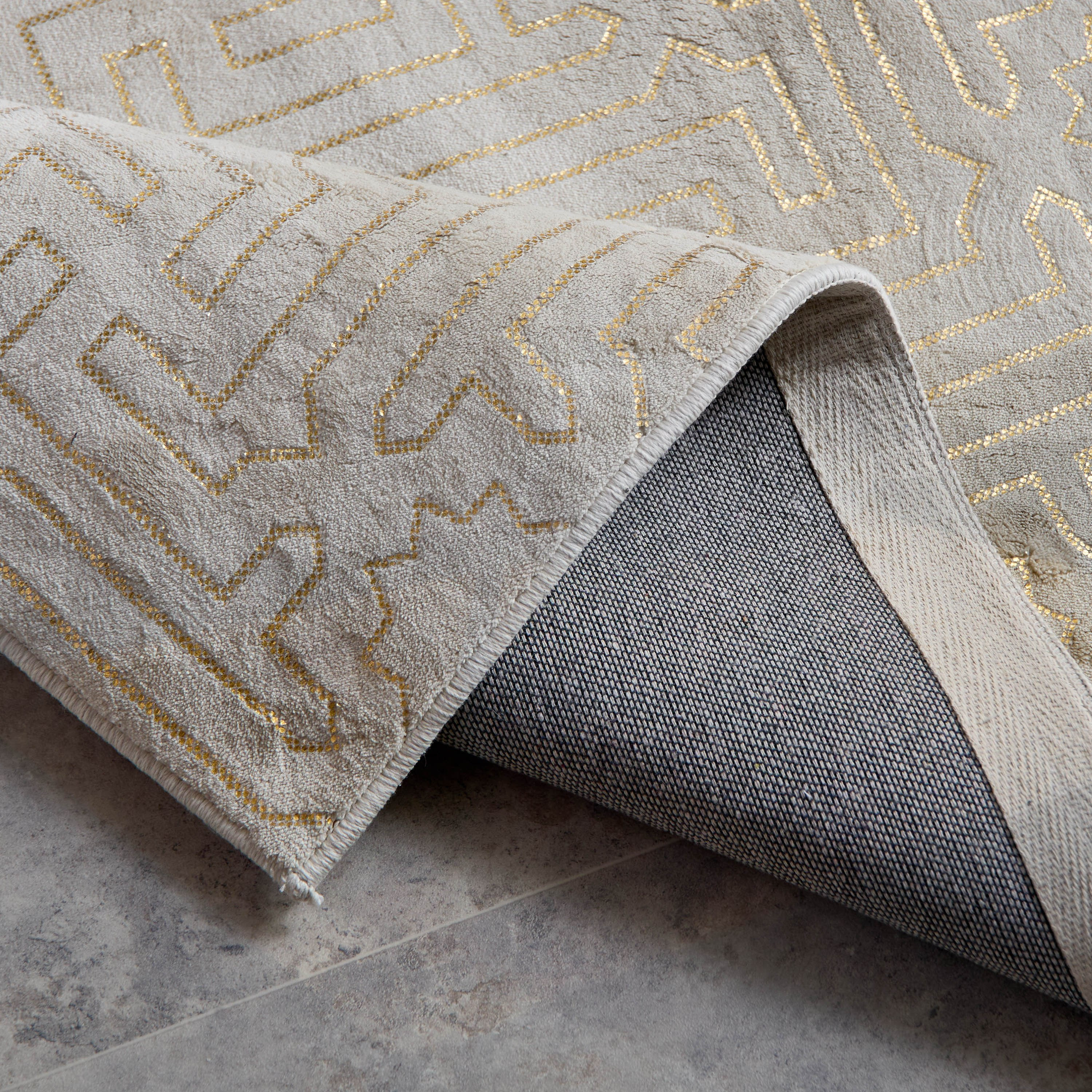 سجادة بطبعات معدنية ميراج من سكاي لاين - 80x150 سم-hbxdecorandfurnishings-floorcoverings-rugs-image-4