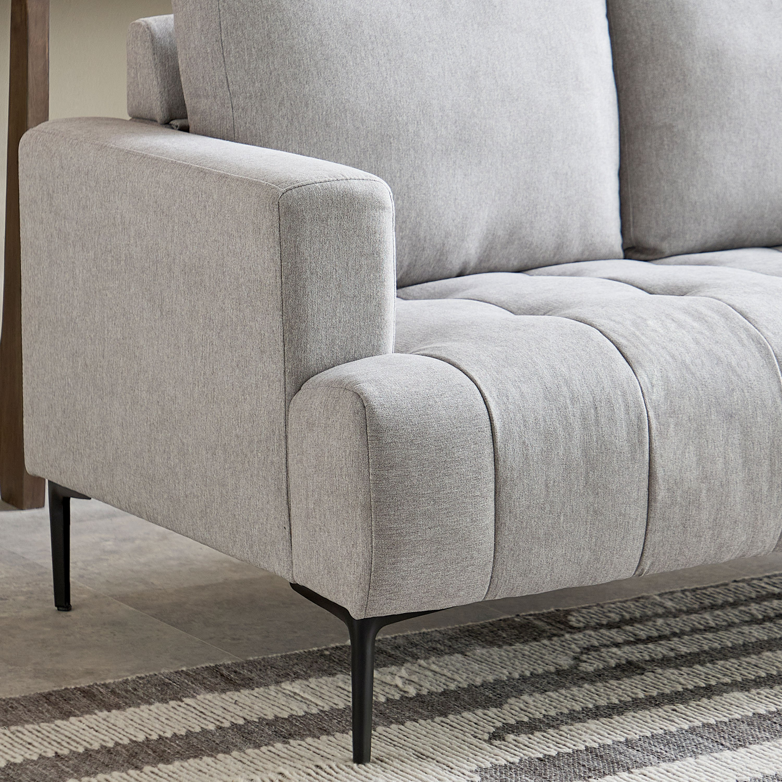 كنبة قماش بمقعدين من سكوت-hbxlivingroom-sofasandarmchairs-sofas-image-5