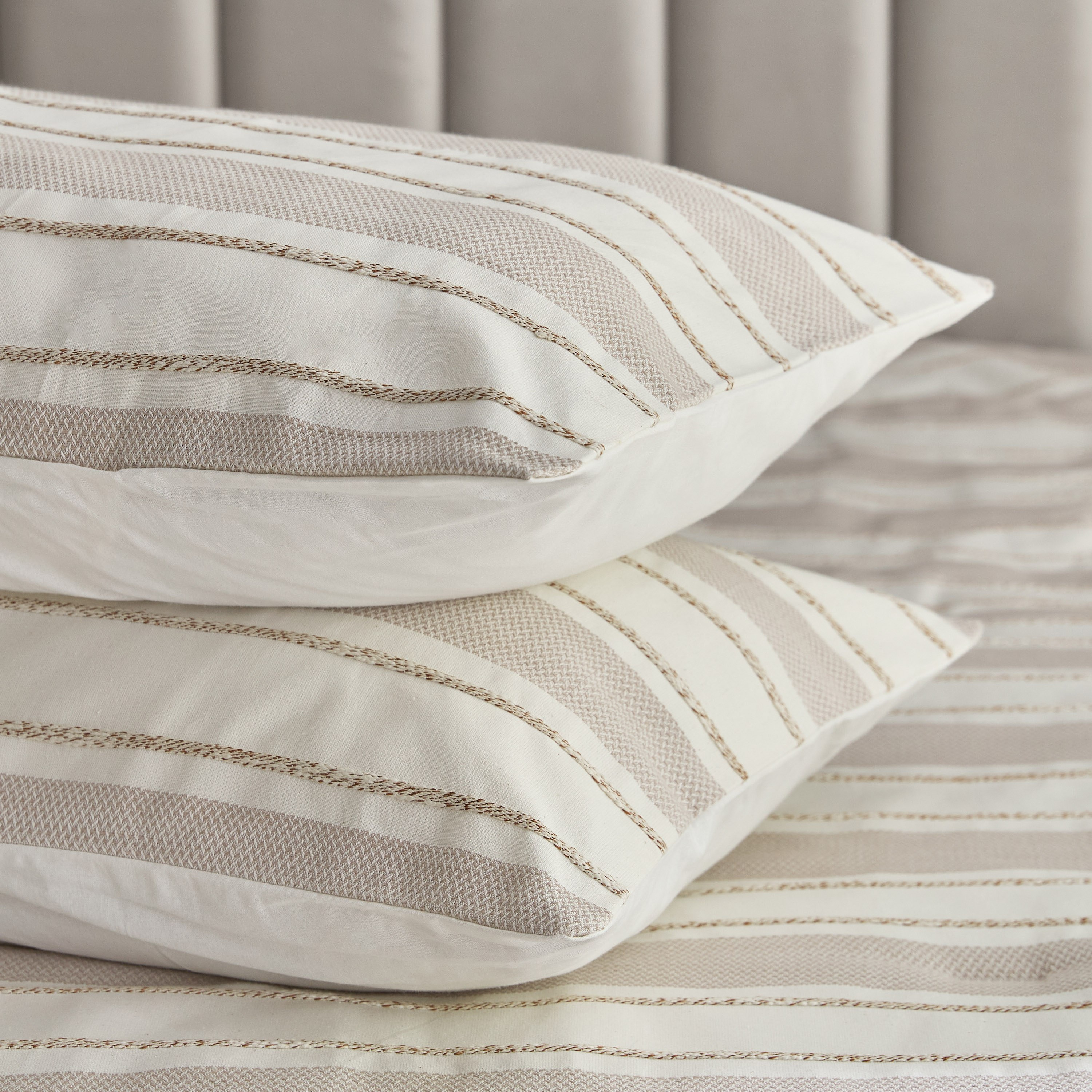 طقم لحاف كينج منسوج 5 قطع من وييف إليجانس - 220x240 سم-hbxhomeware-hbxbedroom-image-8