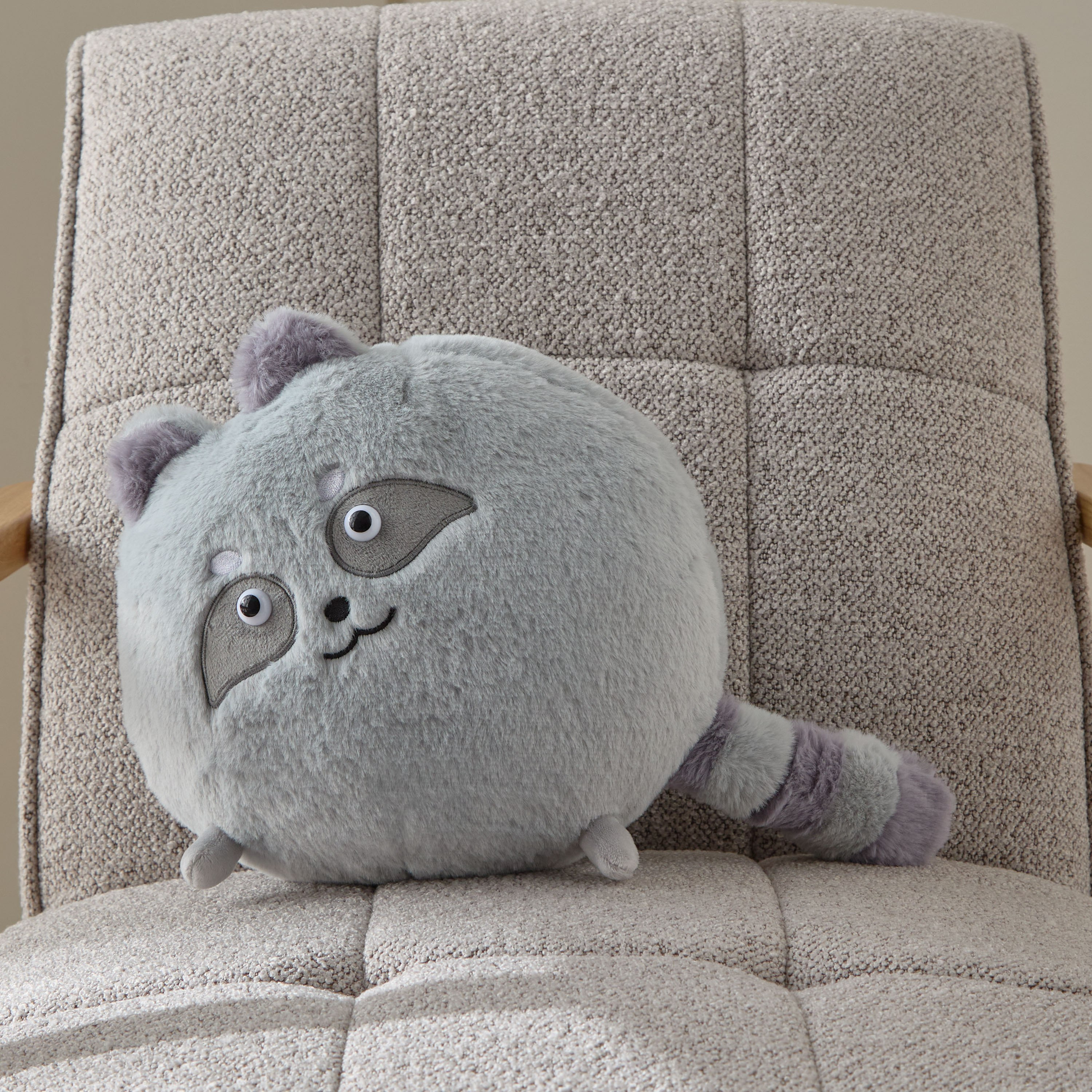 وسادة على شكل بافي من سنتور  - 28 سم-hbxhomeware-hbxbedroom-image-1
