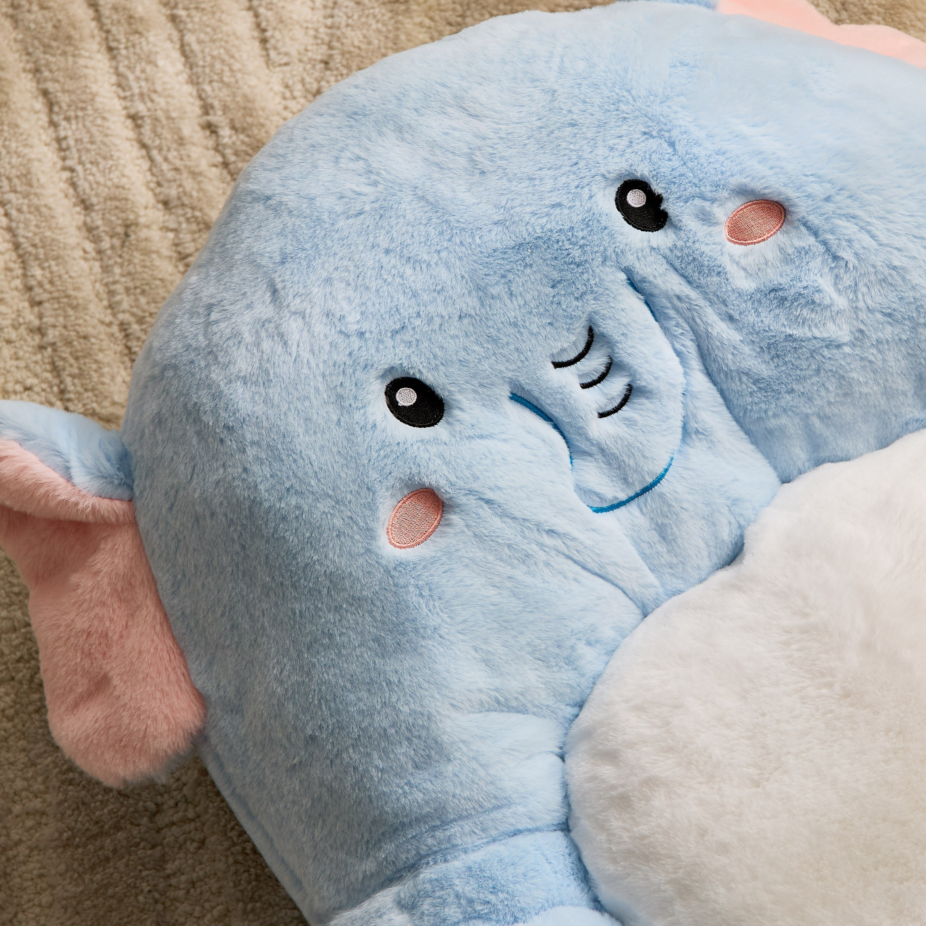 وسادة على شكل فيل من سنتور - 55 سم-hbxhomeware-hbxbedroom-image-3