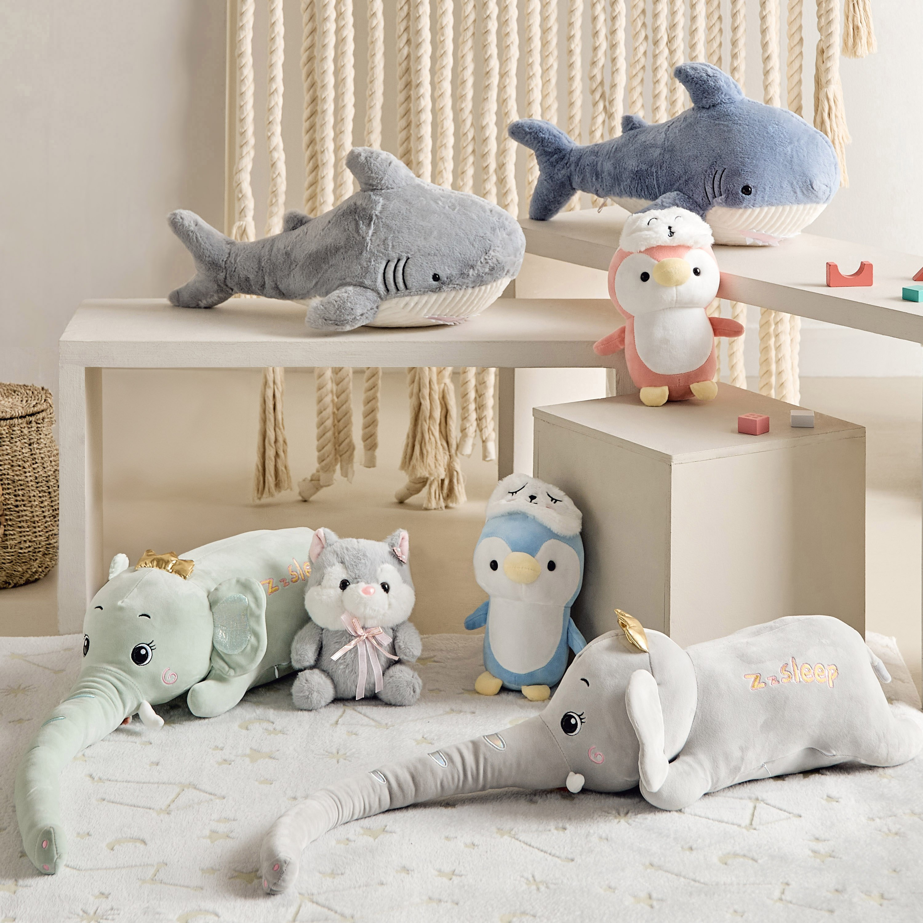 وسادة على شكل فيل من سينتور - 90x30x25 سم-hbxhomeware-hbxbedroom-image-4