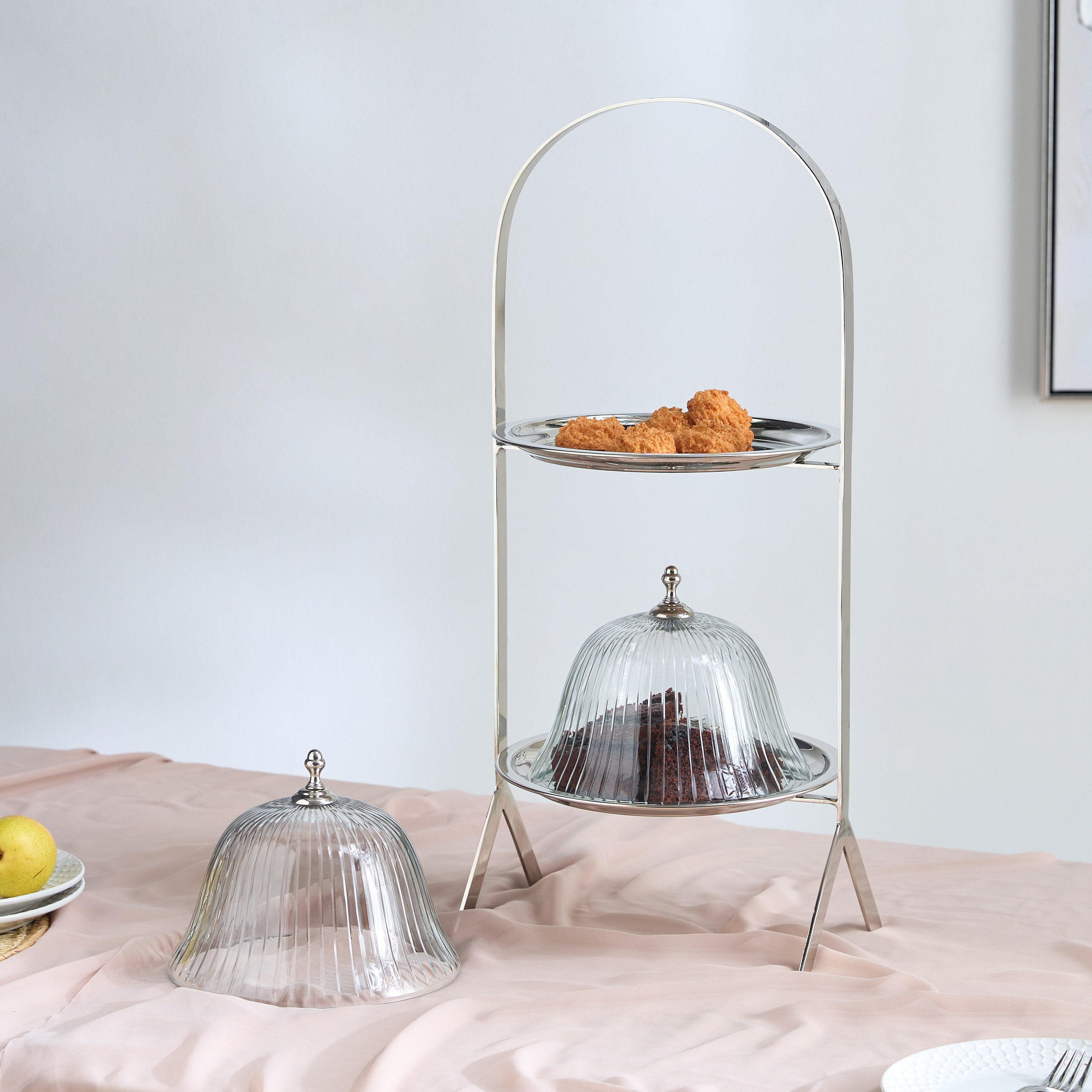 حامل بطابقين مع قبة من أورينتال-hbxdecorandfurnishings-tabletop-serveware-image-1
