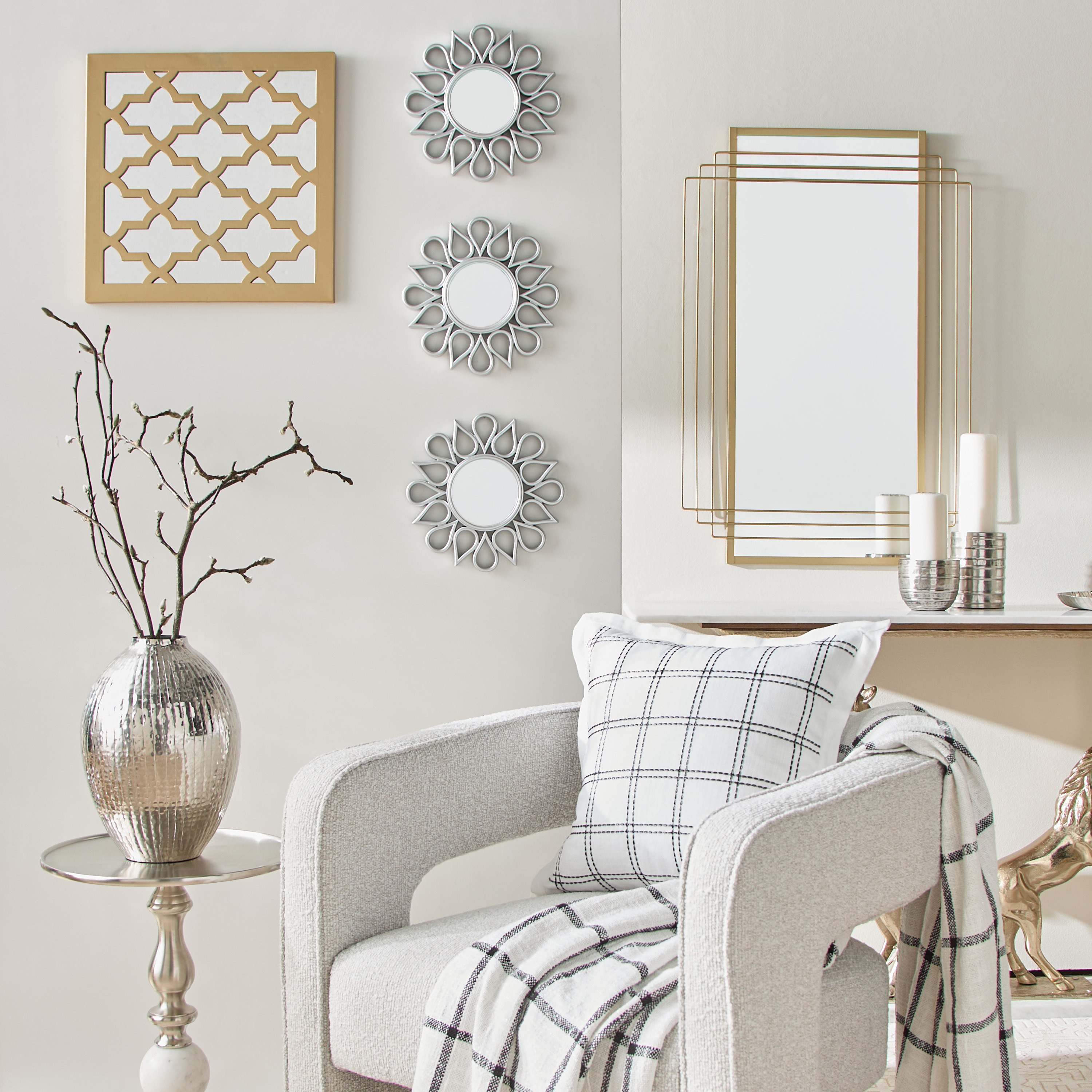 مرآة حائط معدنية مزخرفة من فايز - 60x90x1.8 سم-hbxhomeware-hbxdecorandfurnishings-image-4