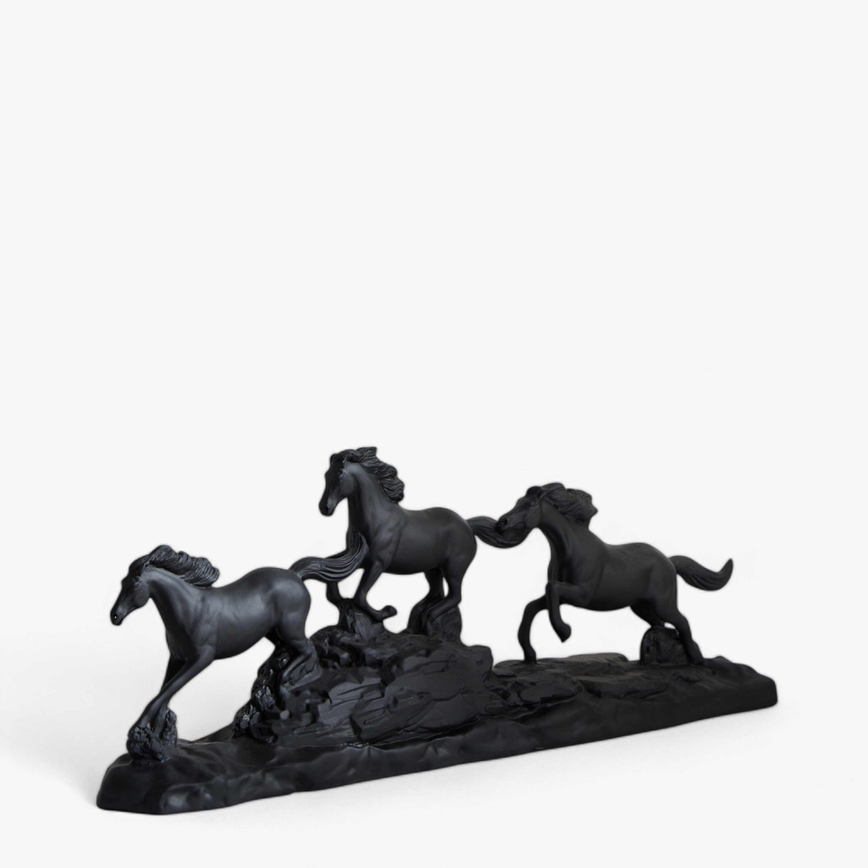 تمثال خيول راكضة بوليريسين من دينما - 41.8x8x15.5 سم-hbxhomeware-homedecor-figurinesandornaments-image-5