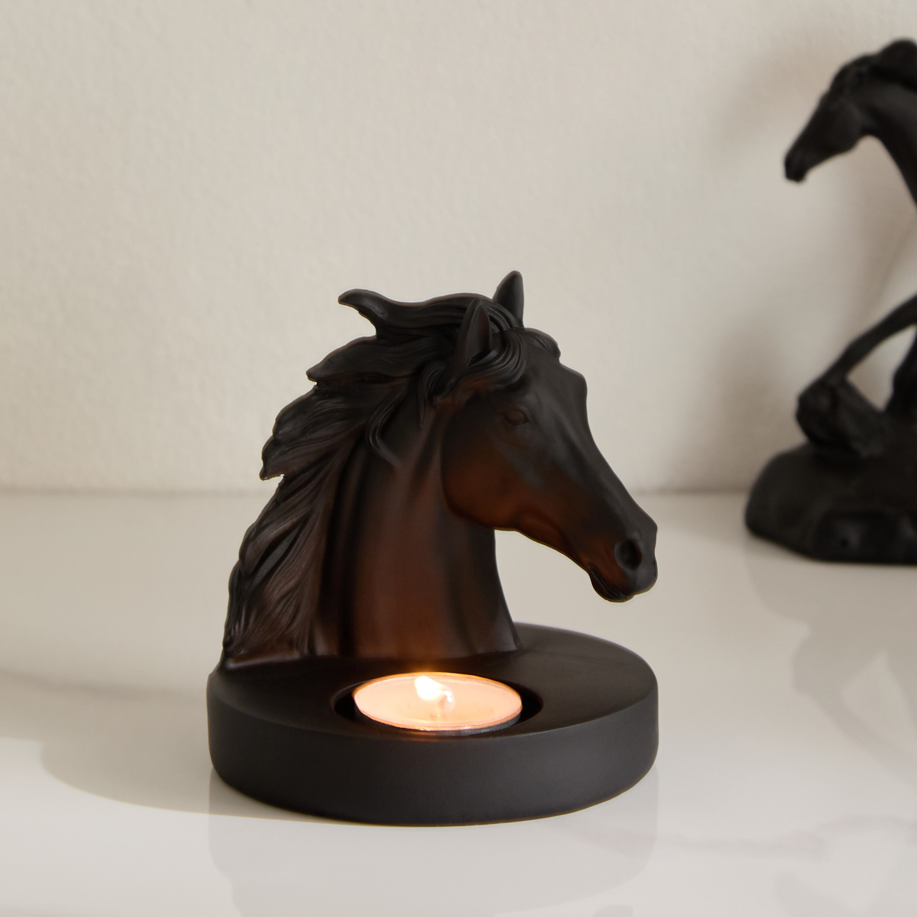 حامل شموع بوليريسين بتصميم رأس حصان من دينما - 9.9x9.3x10 سم-hbxlivingroom-decorandaccessories-candleholders-image-1