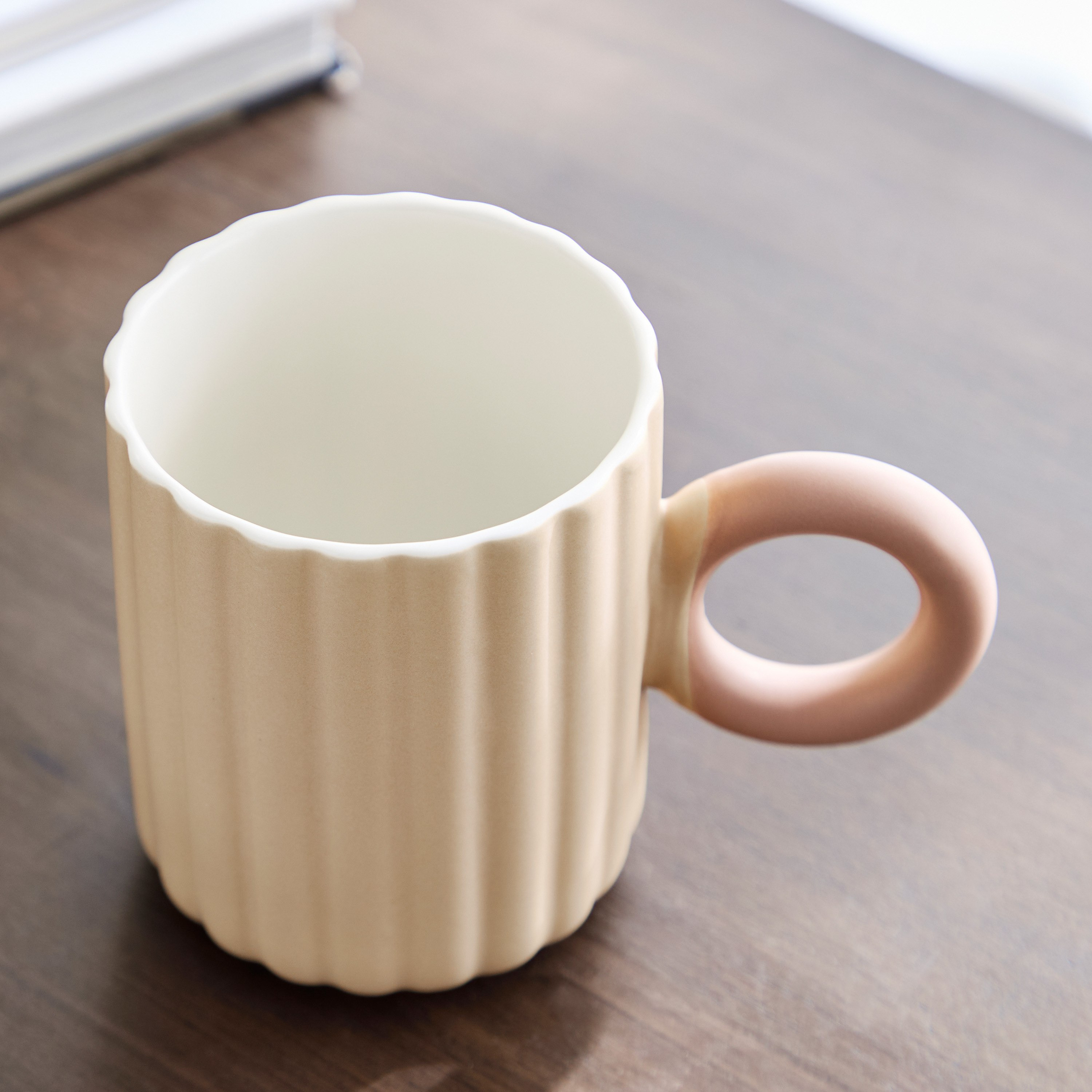 مج بمقبض دائري من ترندي - 400 مل-hbxhomeware-diningandtabletop-coffeeandteasets-image-2