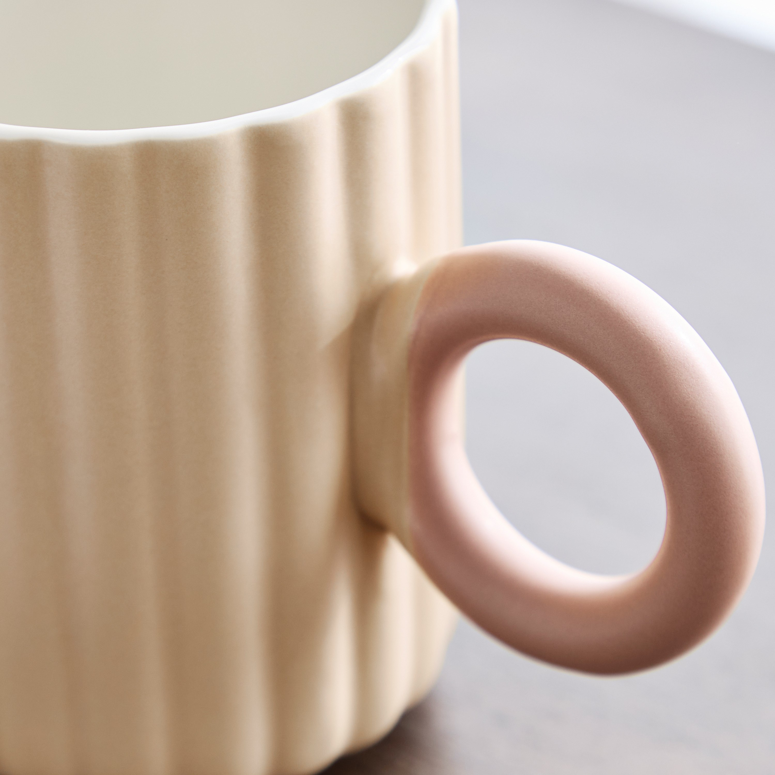 مج بمقبض دائري من ترندي - 400 مل-hbxhomeware-diningandtabletop-coffeeandteasets-image-3