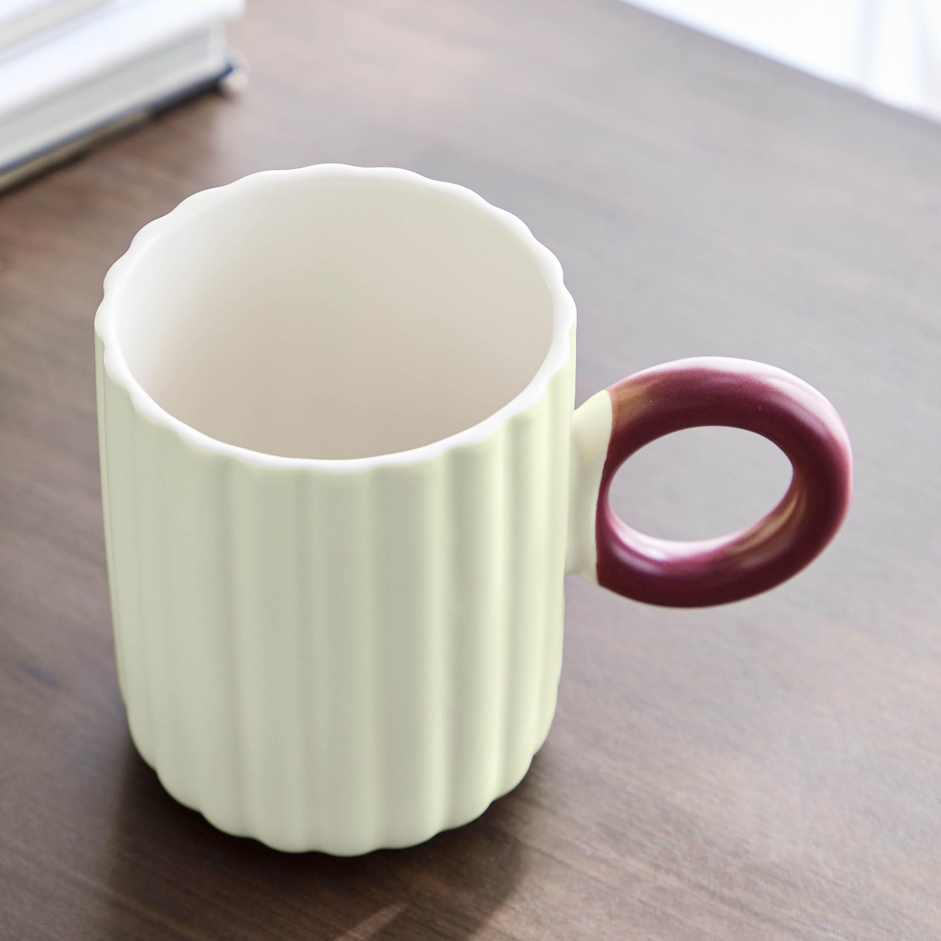 مج بمقبض مستدير من تريندي - 400 مل-hbxhomeware-diningandtabletop-coffeeandteasets-image-2