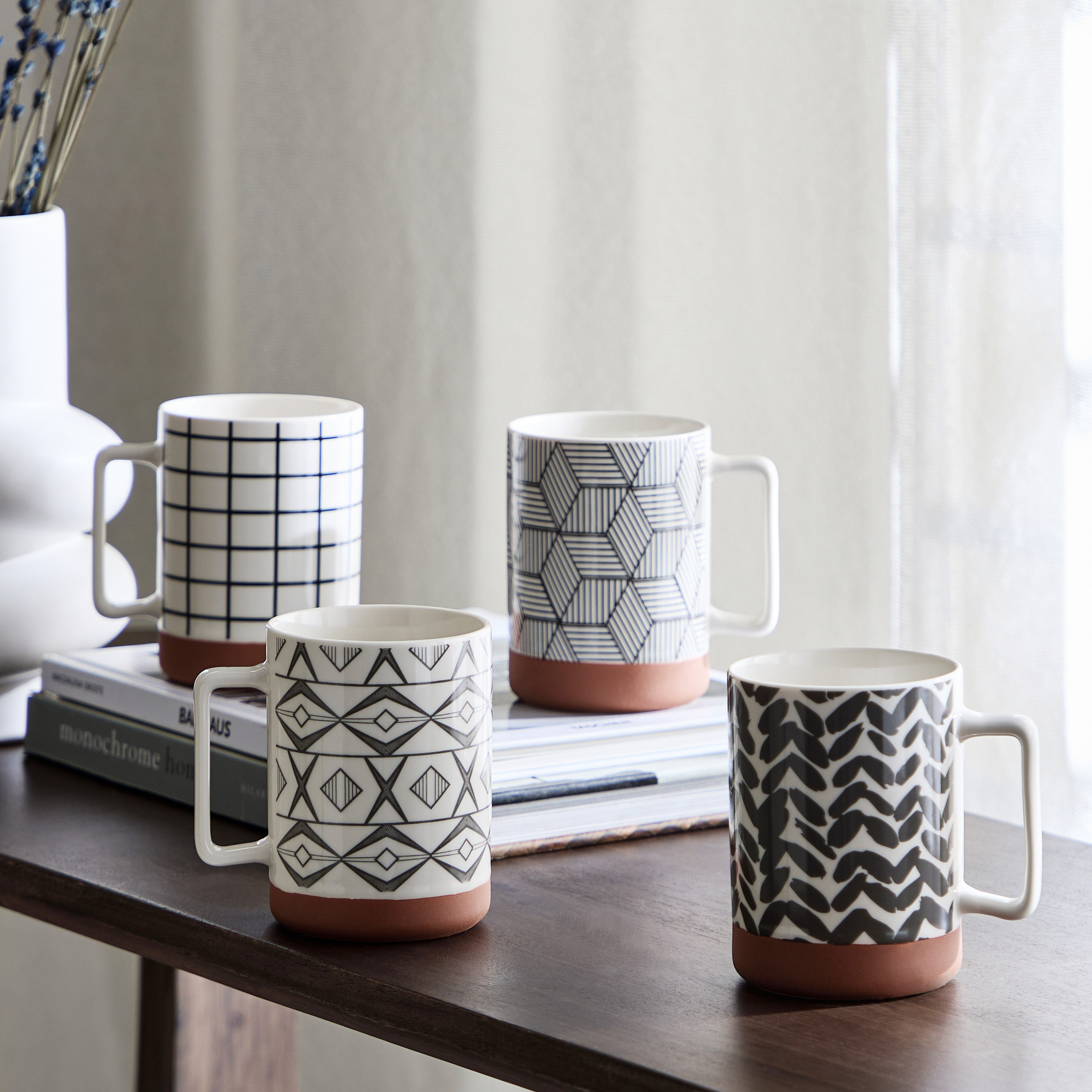 مج مربعات بقاعدة من تريندي - 400 مل-hbxhomeware-diningandtabletop-coffeeandteasets-image-4