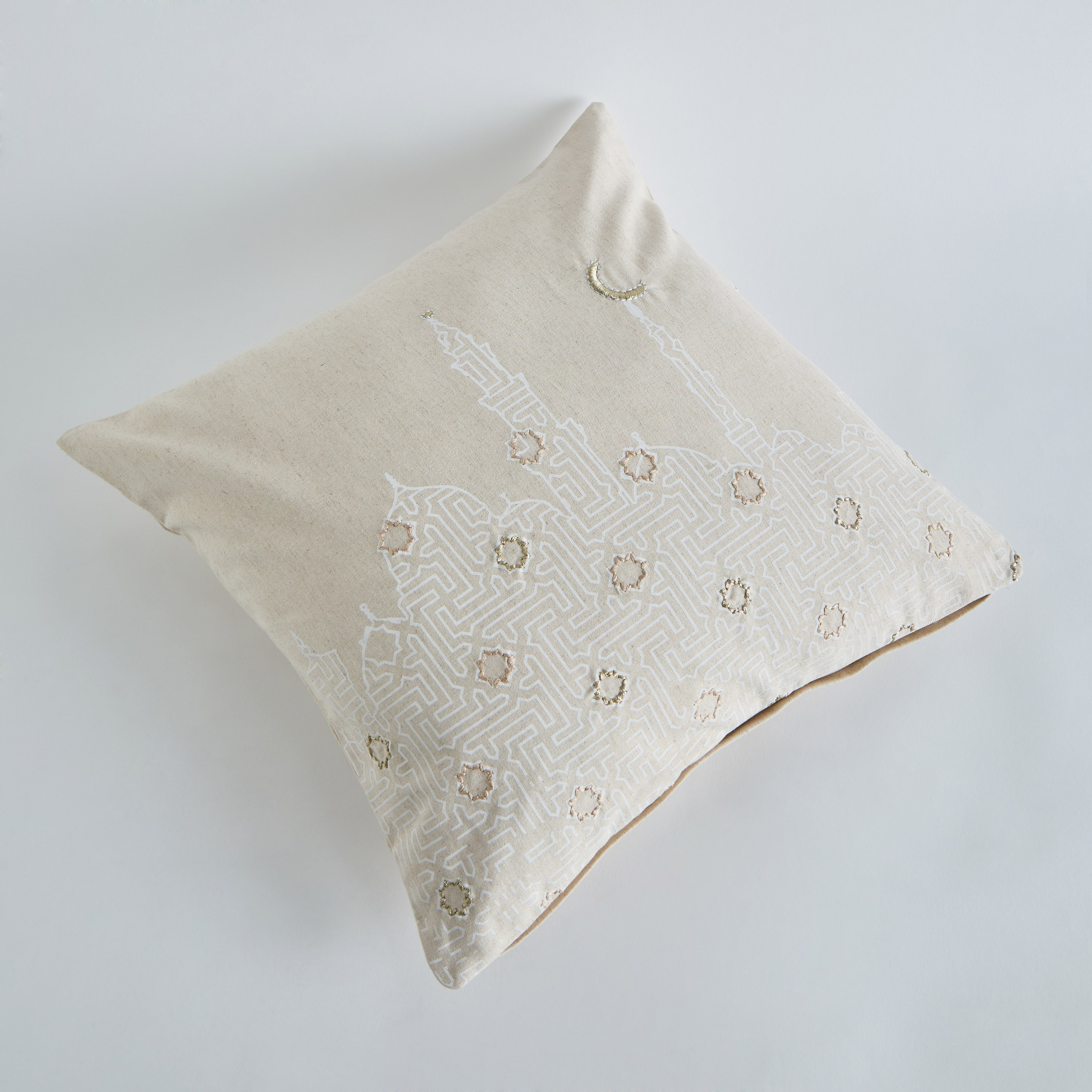 وسادة محشوة بطبعات خادي من سكاي لاين ميراج - 45×45 سم-hbxlivingroom-furnishings-cushionsandcovers-filledcushions-image-5