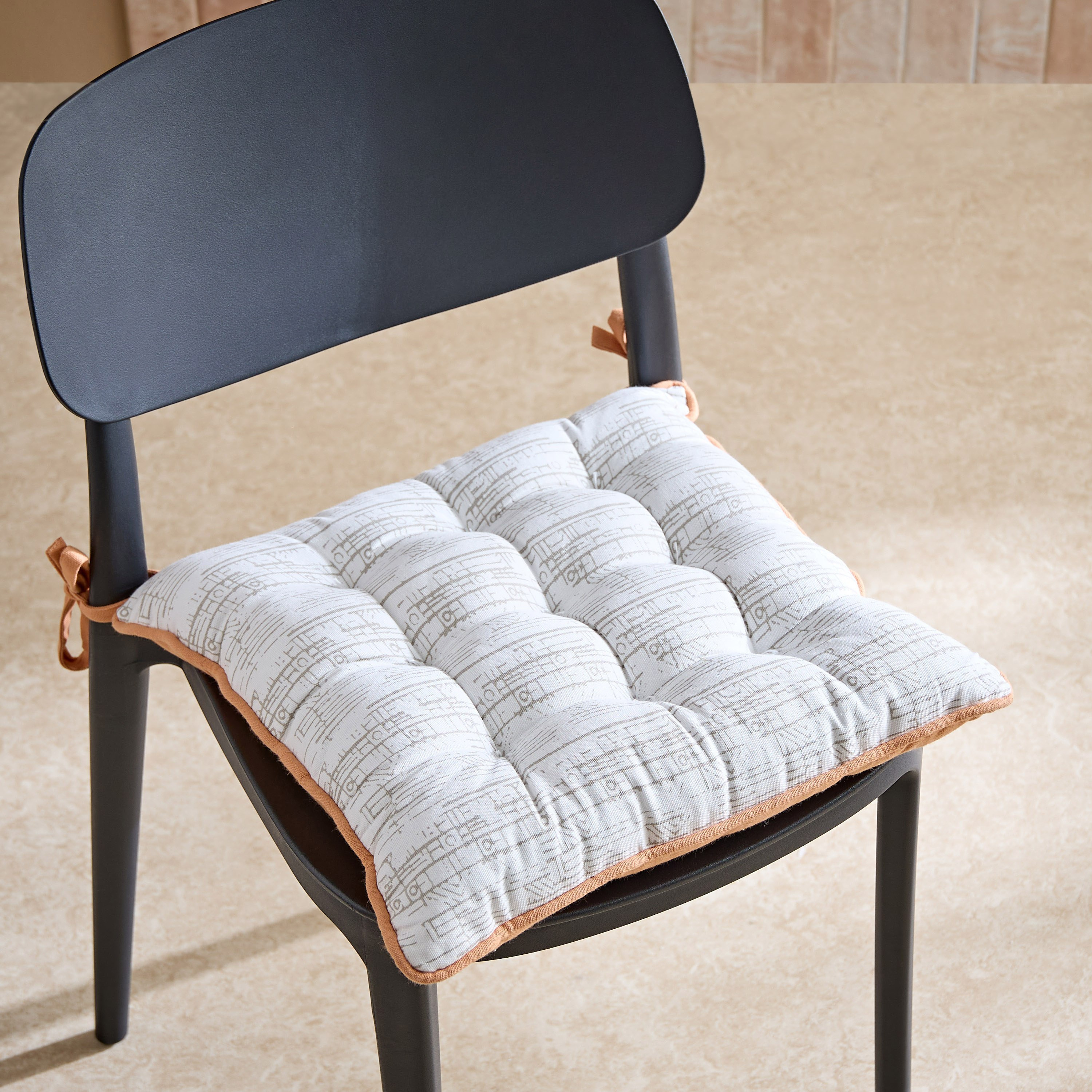 وسادة كرسي لوكس من نوماديك - 40×40 سم-hbxbedroom-bedding-cushionsandcovers-chairpads-image-1