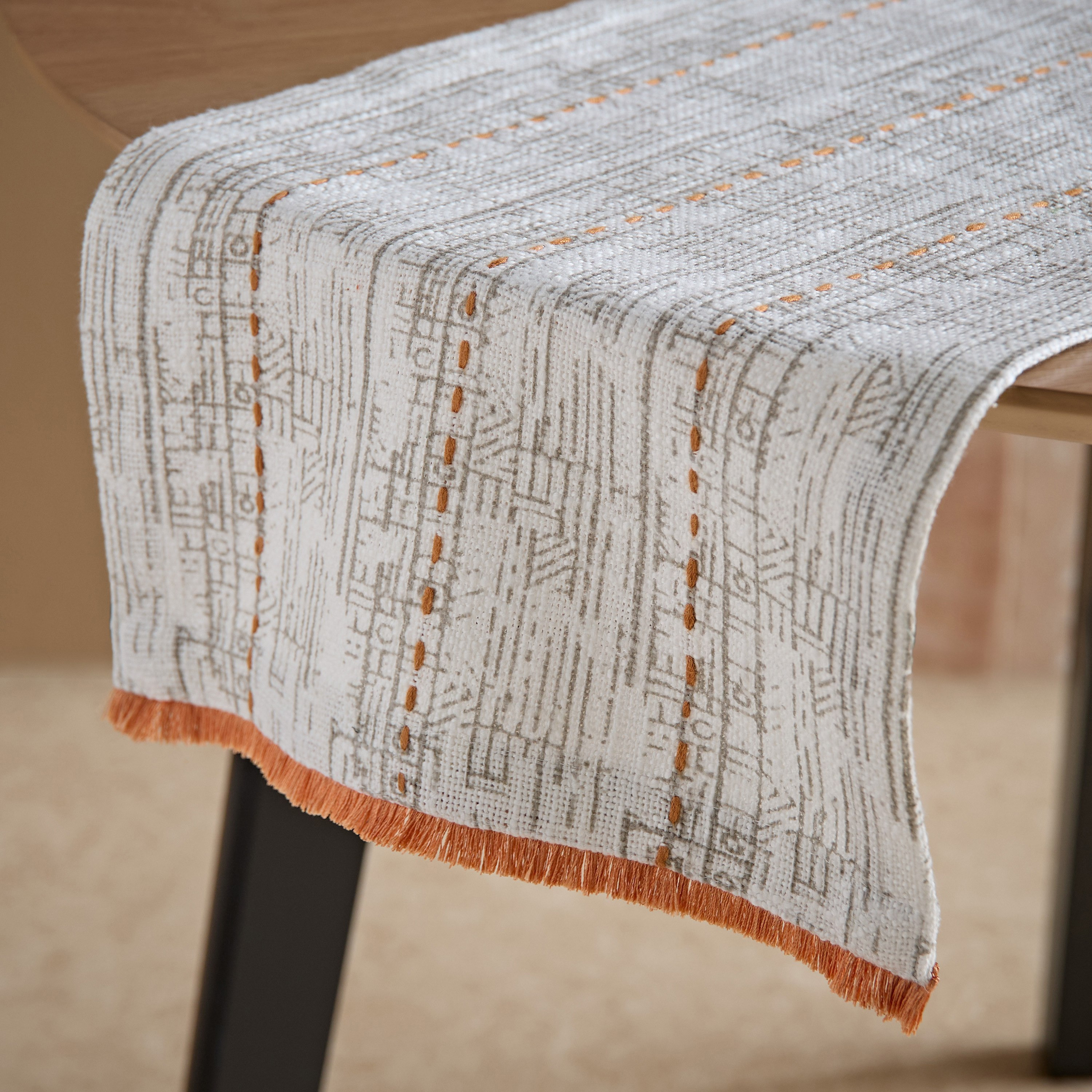 مفرش لوكس من نوماديك - 33x120 سم-hbxdecorandfurnishings-homefurnishings-tablelinens-image-3