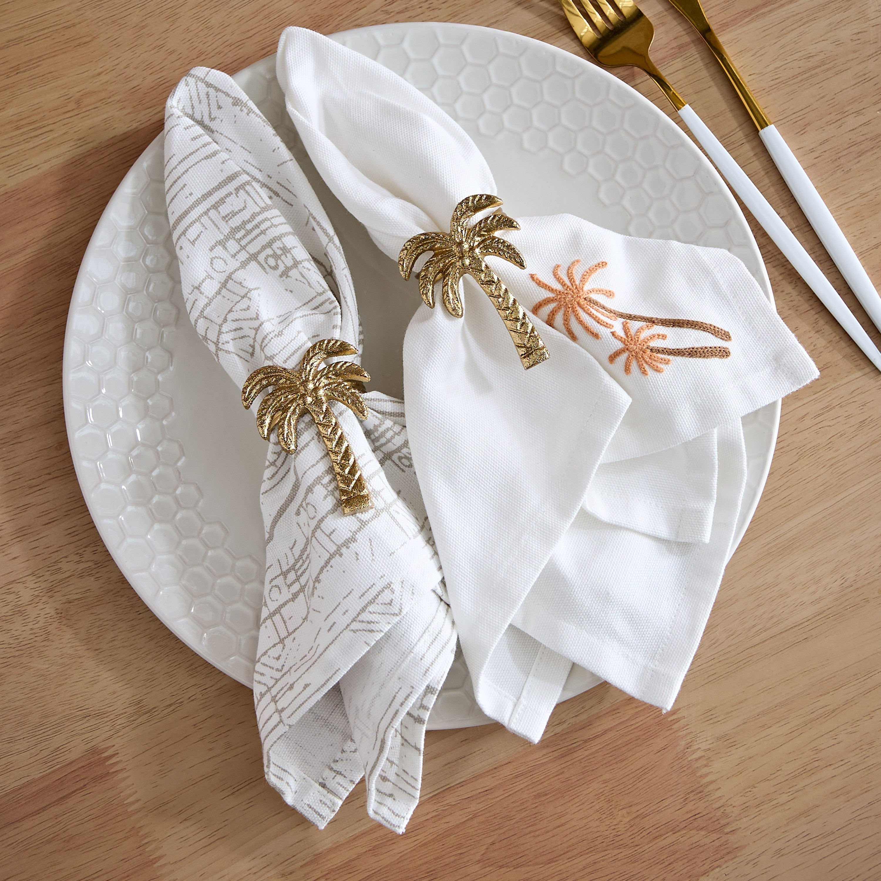 Nomadic Lux 4-Piece Napkin and Napkin Ring - 40x40 cm-hbxdecorandfurnishings-homefurnishings-tablelinens-image-1