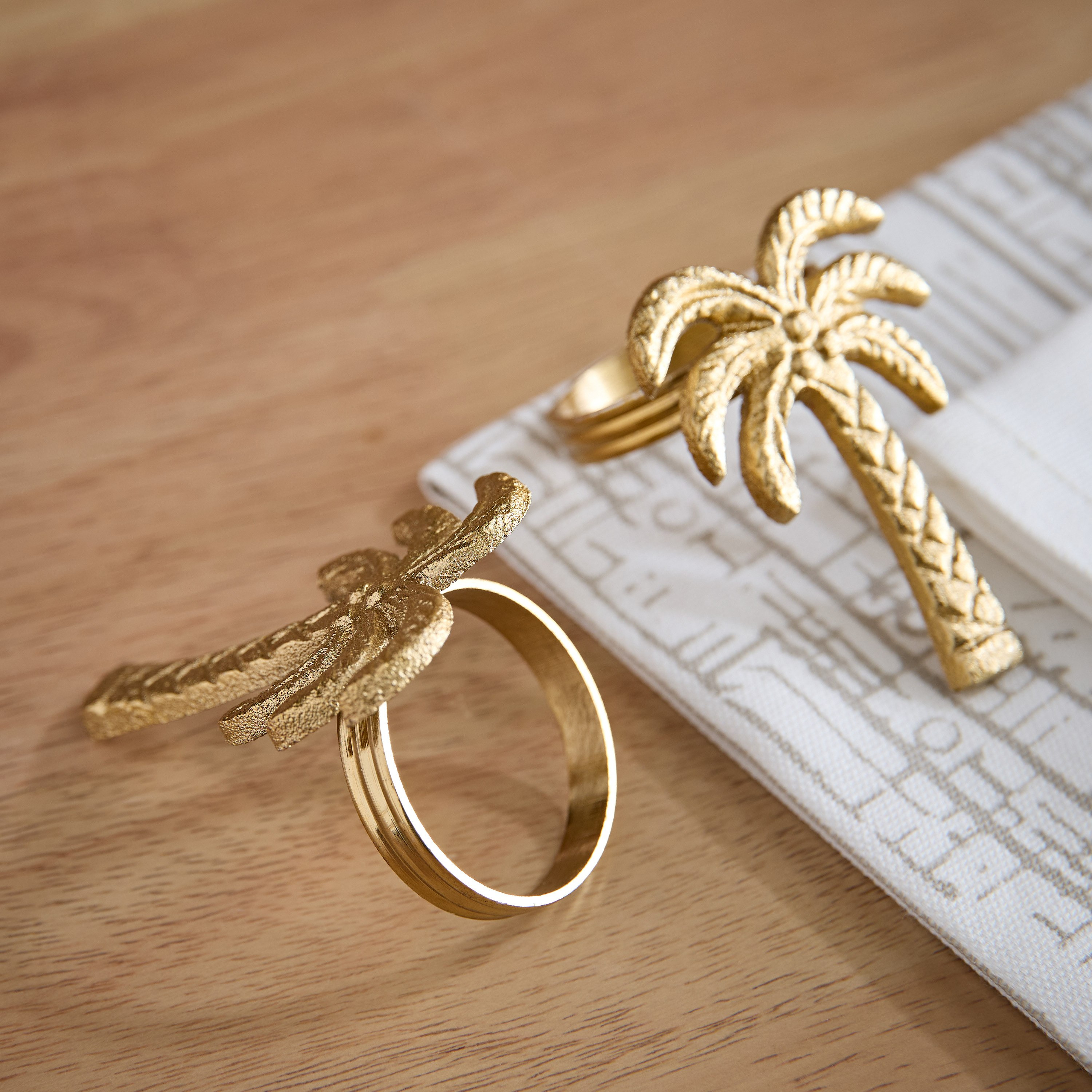 Nomadic Lux 4-Piece Napkin and Napkin Ring - 40x40 cm-hbxdecorandfurnishings-homefurnishings-tablelinens-image-4