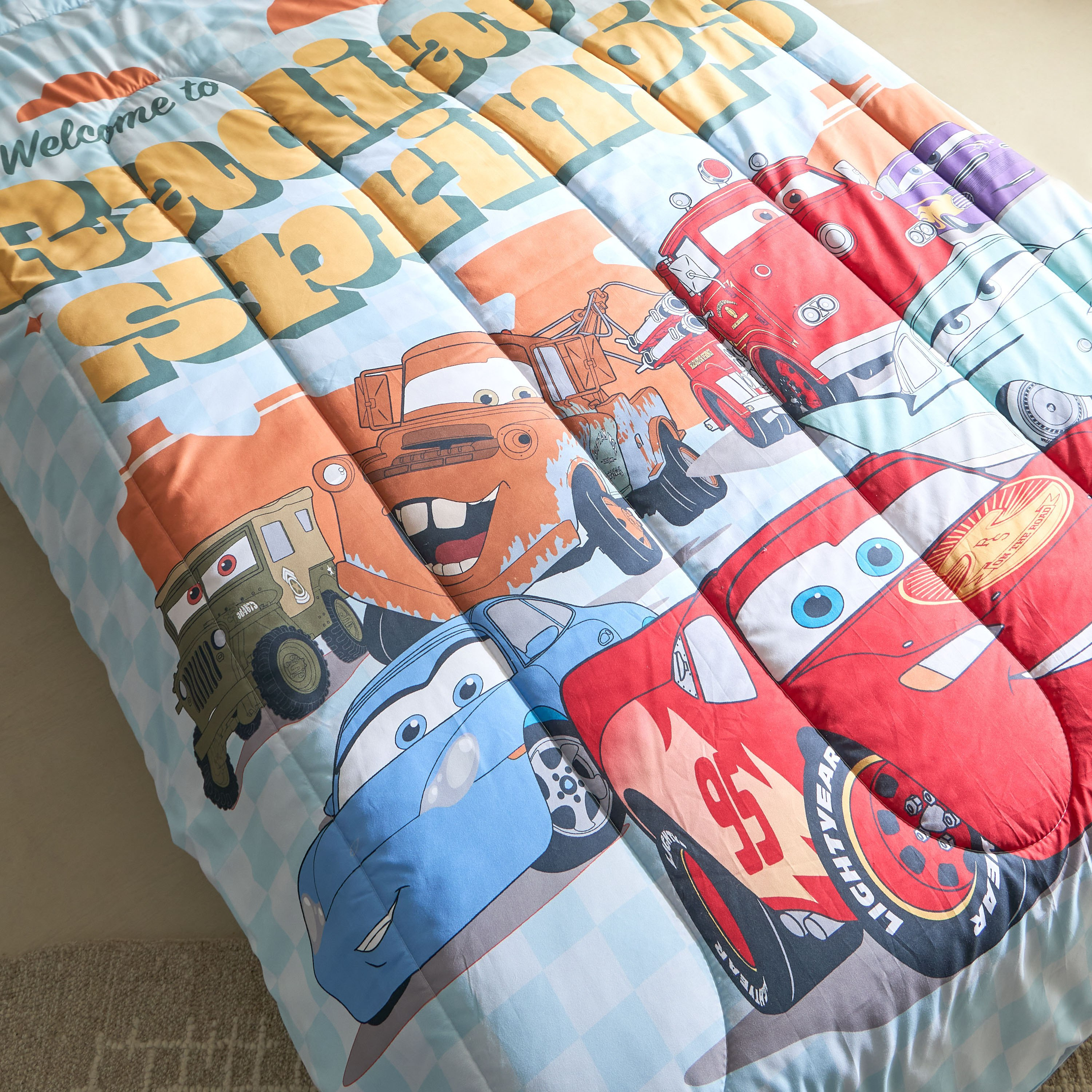 طقم لحاف توين قطعتين بتصميم كارز رادياتير سبرينجز - 160×220 سم-hbxhomeware-hbxbedroom-image-6