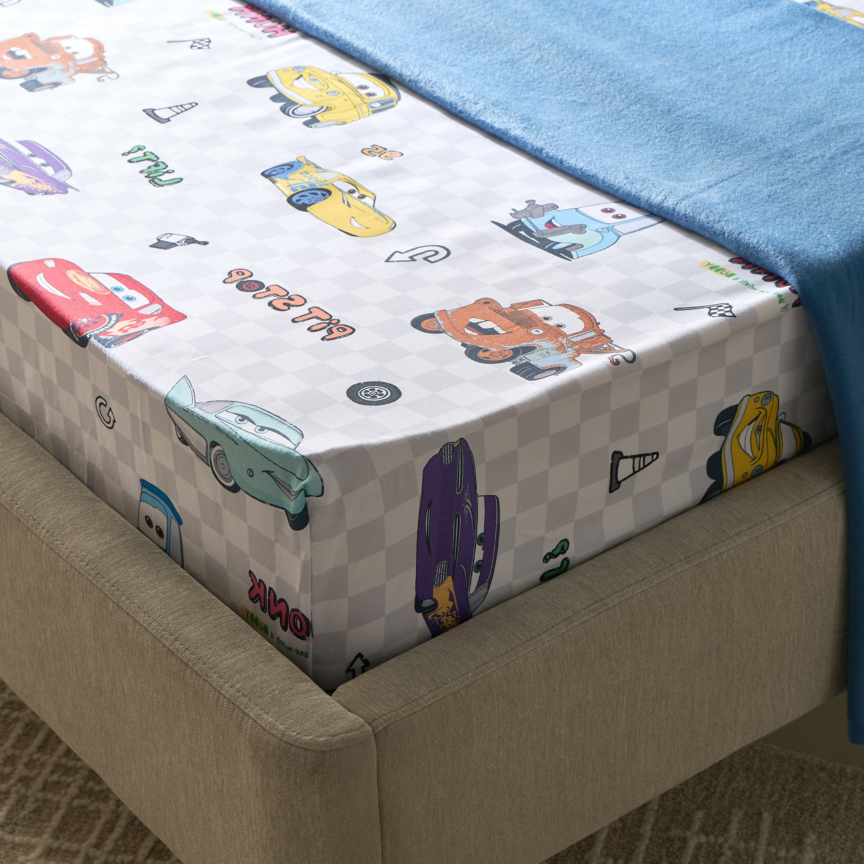 Cars Radiator Springs Twin Fitted Sheet - 120x200+25 cm-hbxhomeware-hbxbedroom-image-1