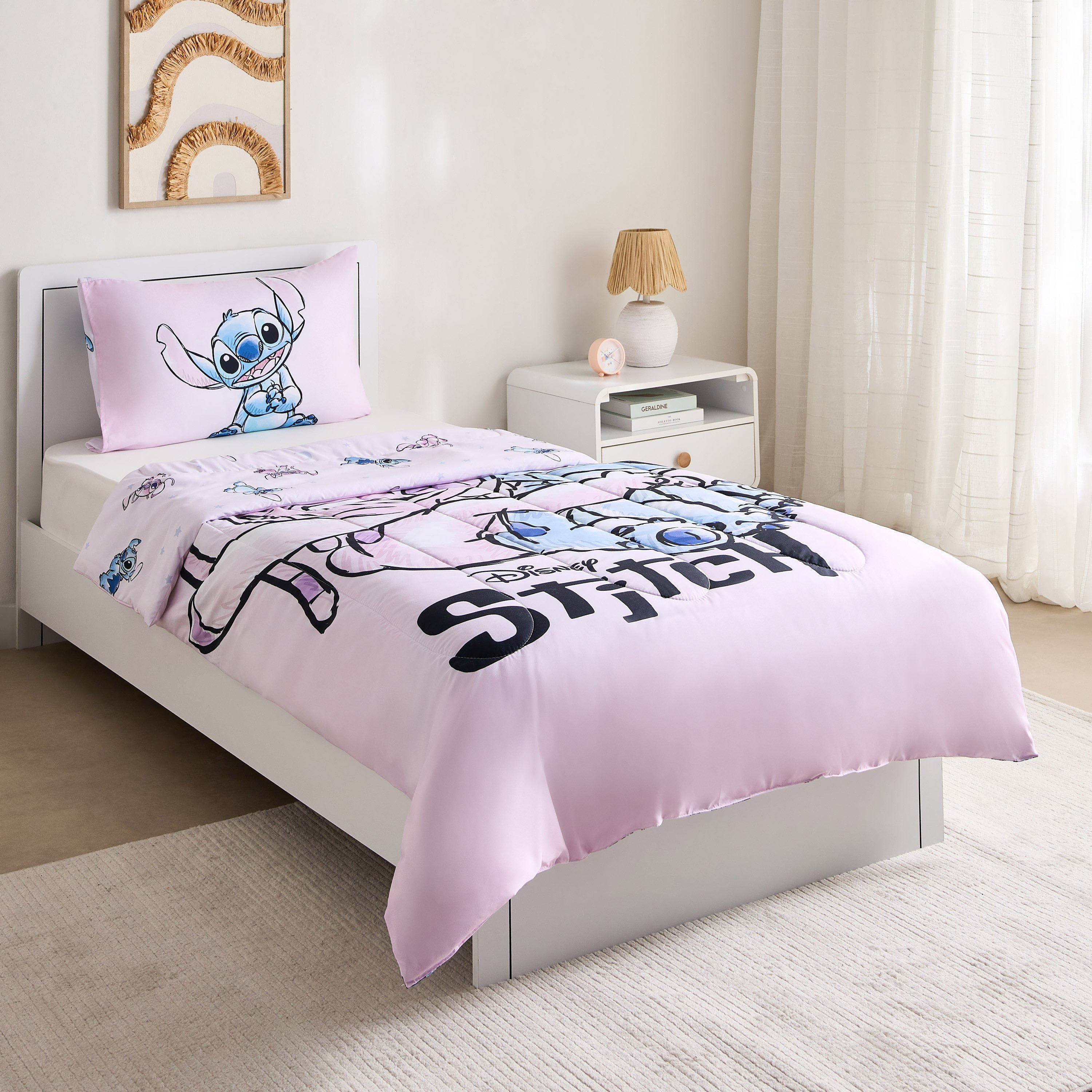 طقم لحاف فردي قطعتين بتصميم ستيتش - 135x220 سم-hbxhomeware-hbxbedroom-image-2