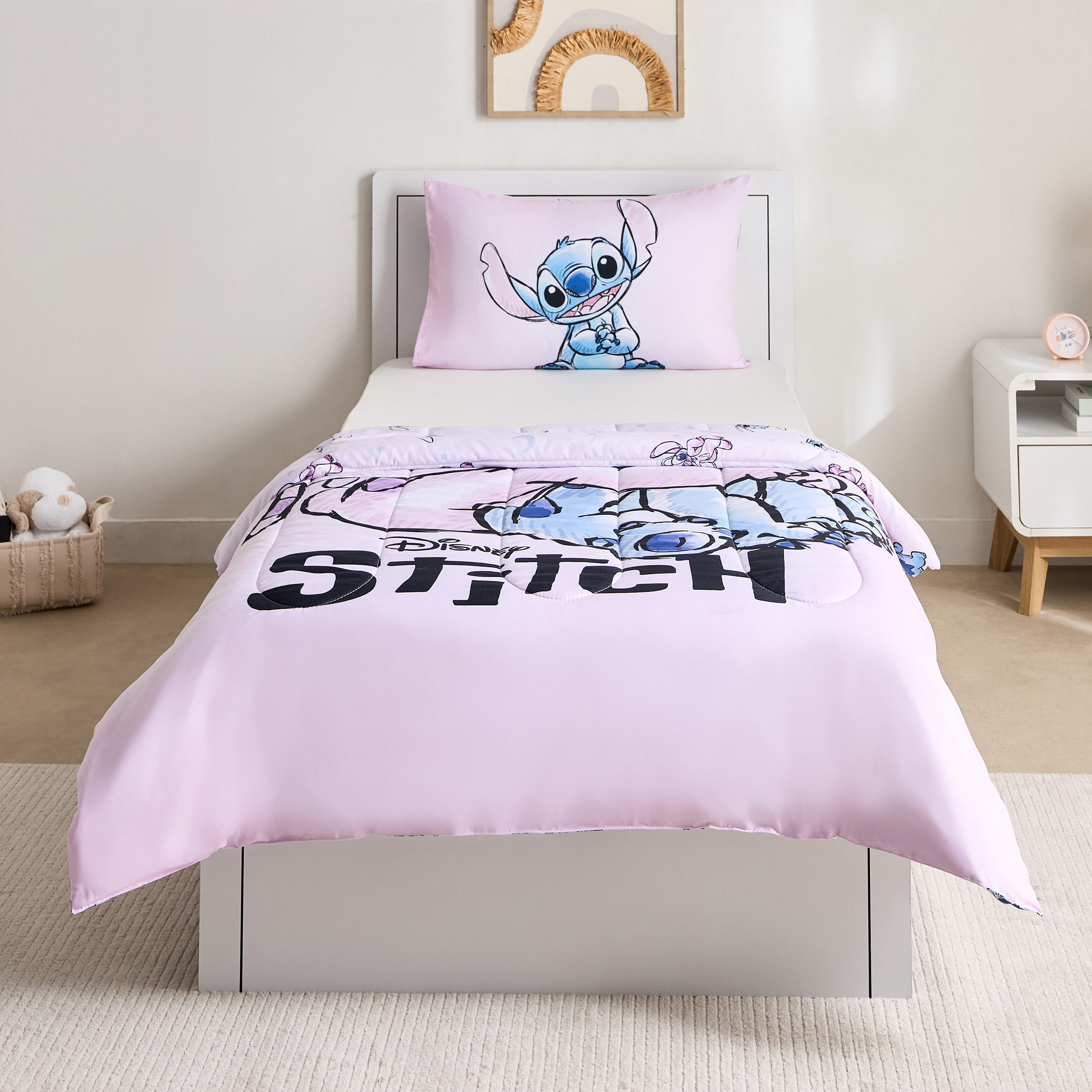 طقم لحاف فردي قطعتين بتصميم ستيتش - 135x220 سم-hbxhomeware-hbxbedroom-image-3