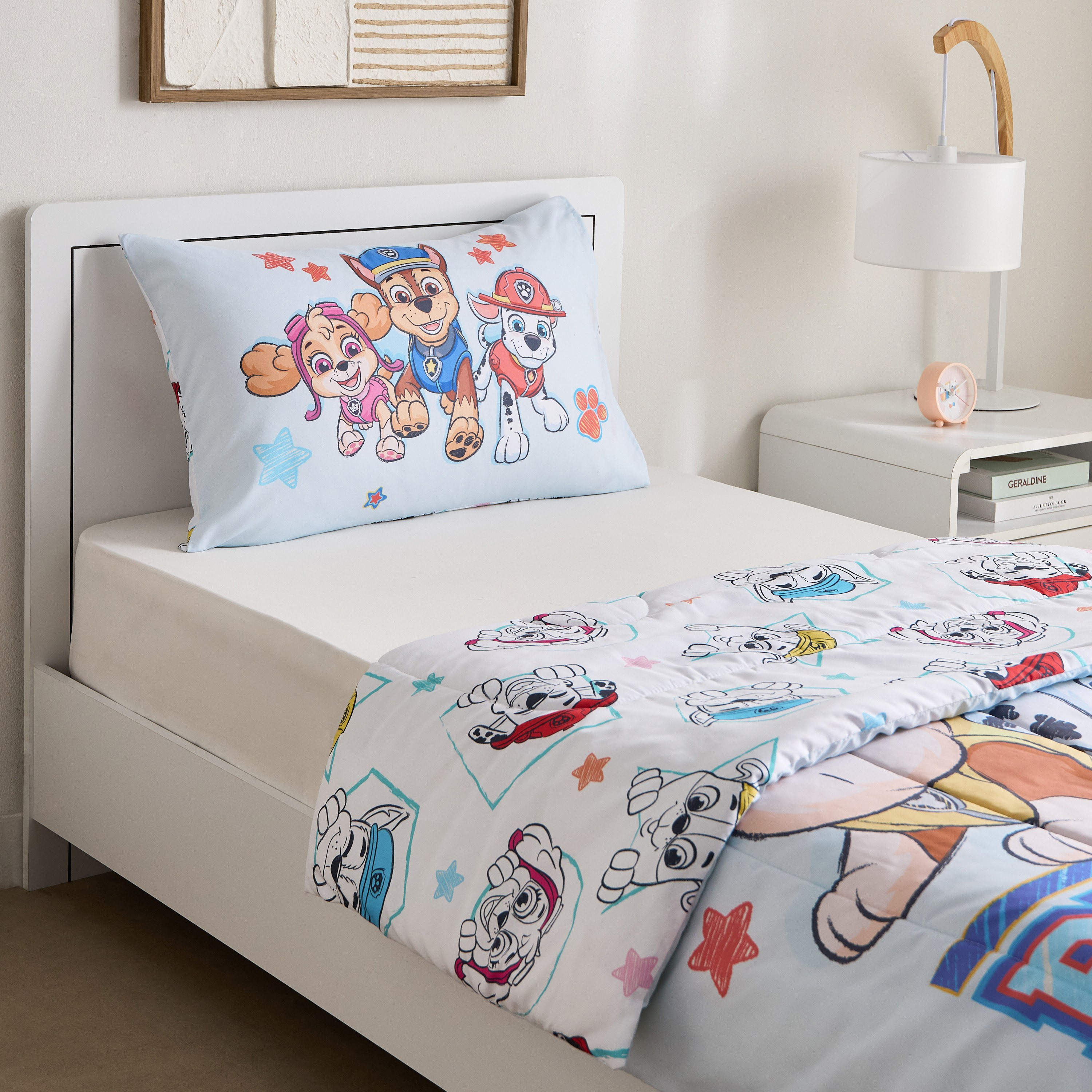 طقم لحاف قطعتين بطبعات باو باترول - 135x220 سم-hbxhomeware-hbxbedroom-image-1