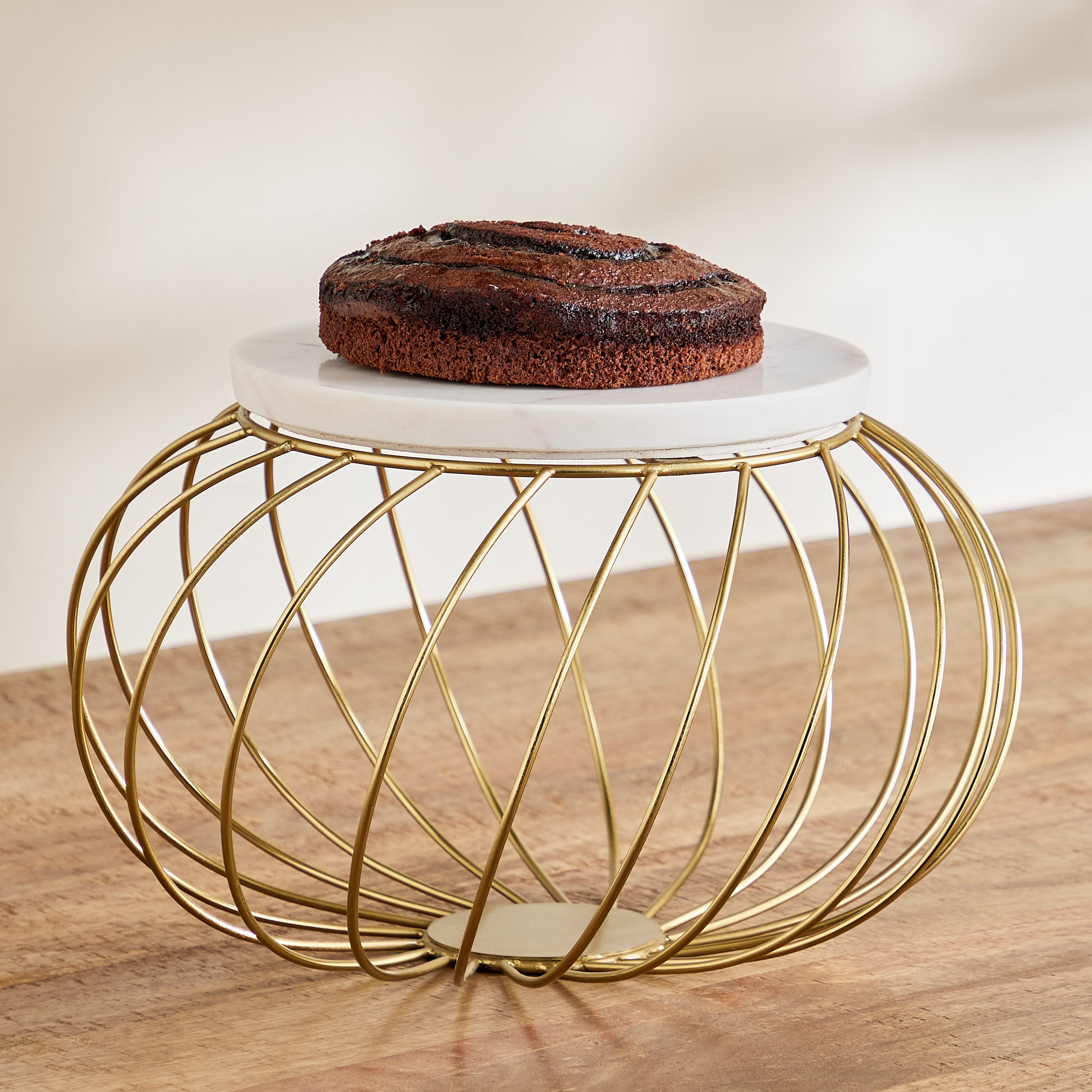 Willow Marble Cake Stand with Metal Stand - 35x35x21 cm-hbxdecorandfurnishings-tabletop-serveware-image-1