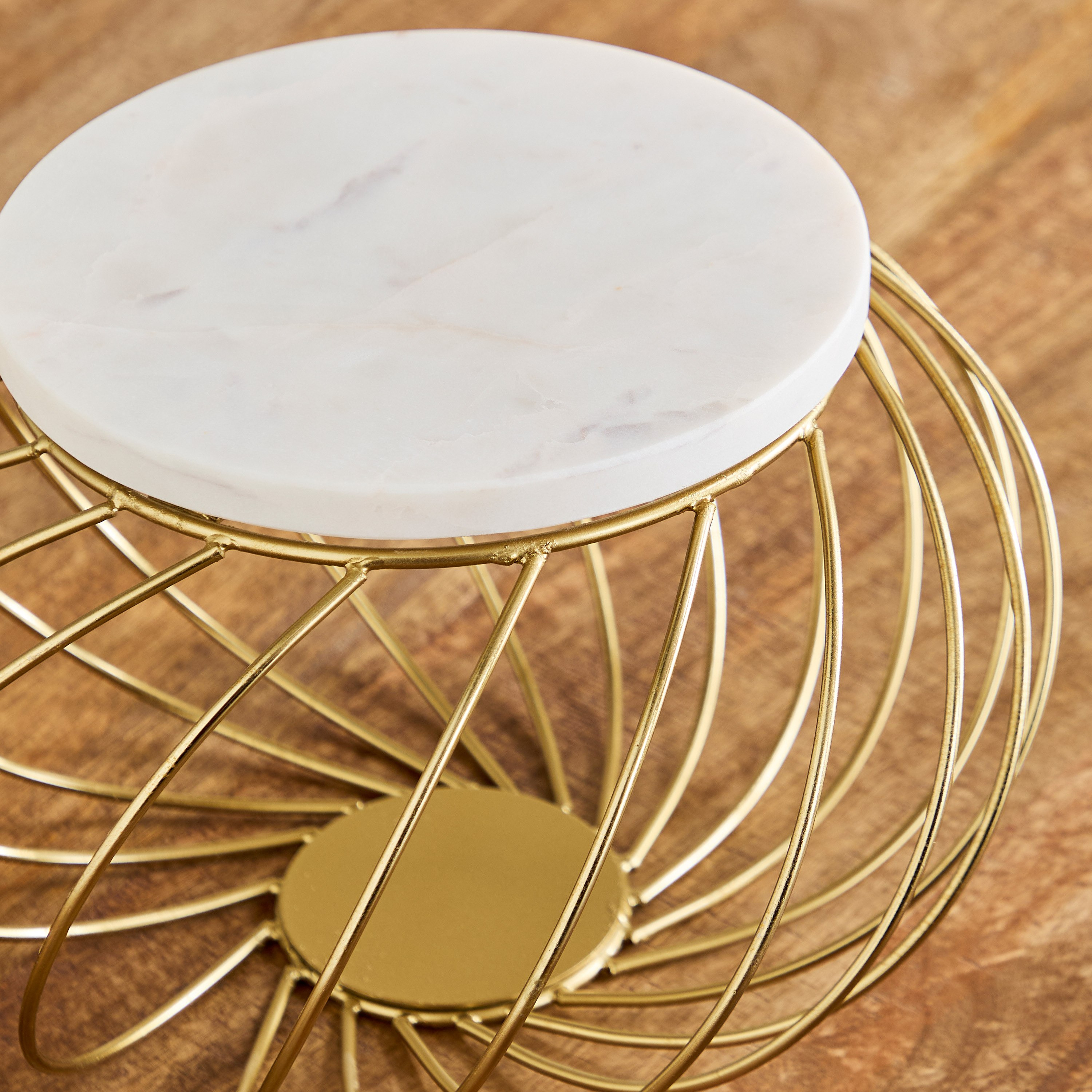 حامل كيك رخام مع حامل معدن من ويلو - 30x30x19.5 سم-hbxdecorandfurnishings-tabletop-serveware-image-3