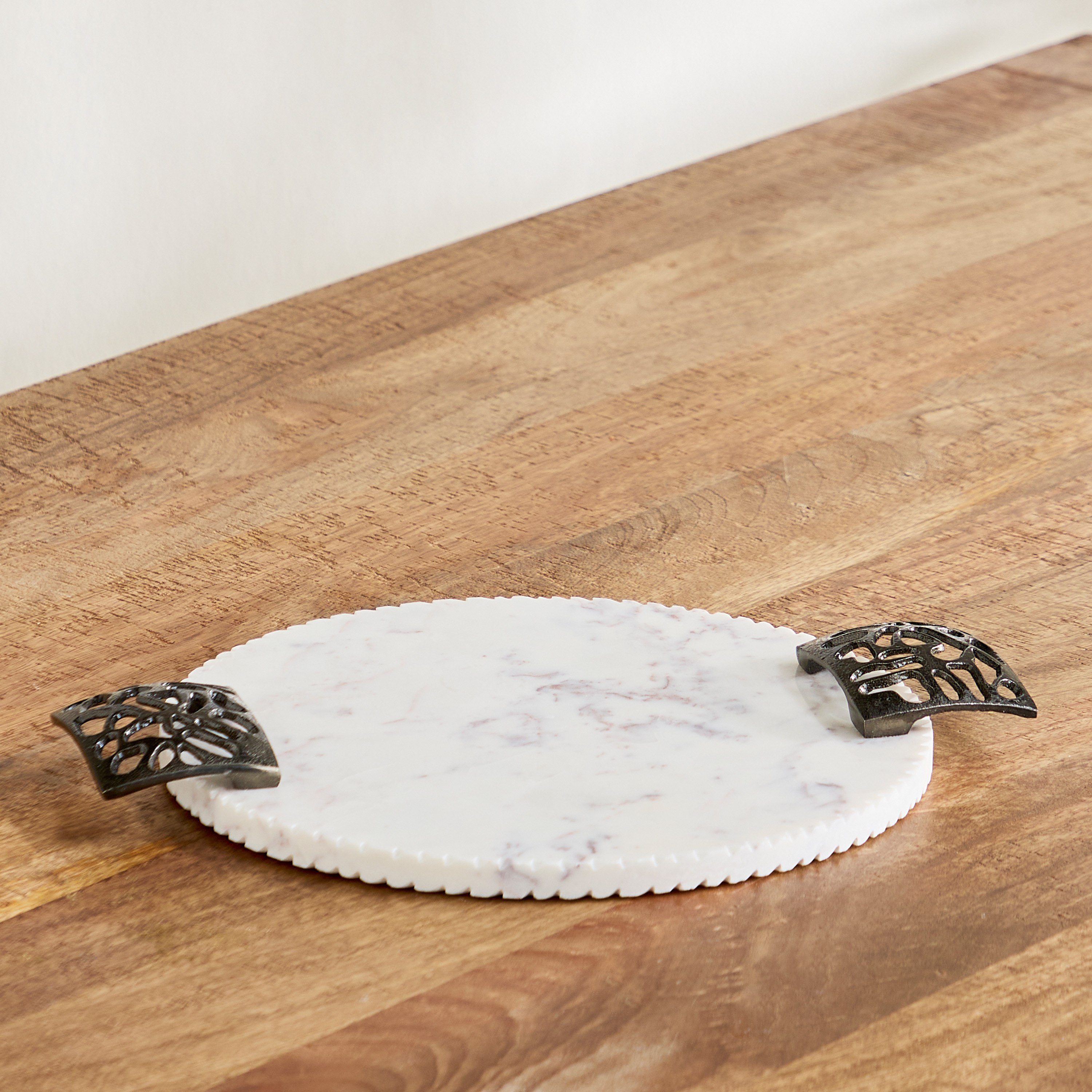 صينية رخامية مستديرة بمقابض من ويلو - 39x31x3 سم-hbxhomeware-hbxdiningroom-image-2